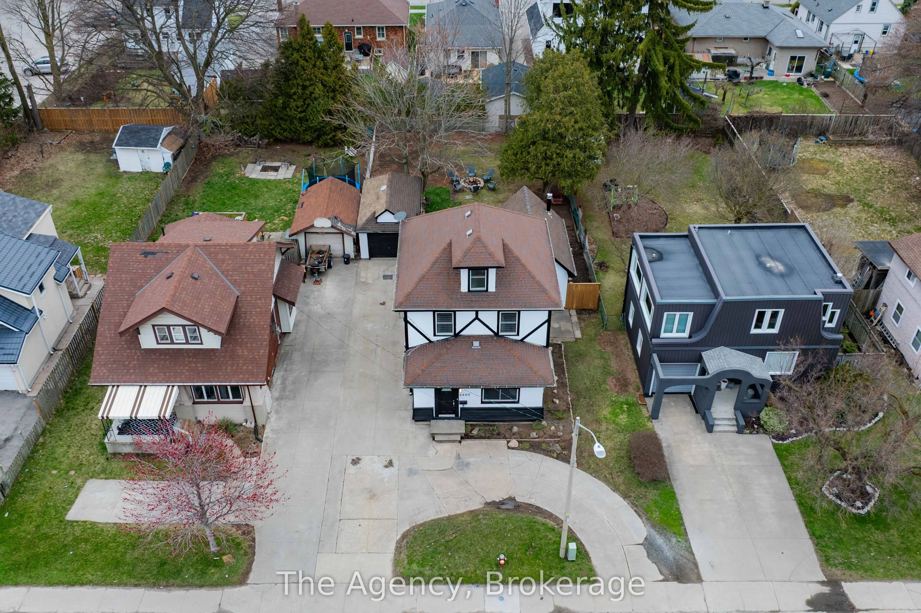 6499 Thorold Stone Road