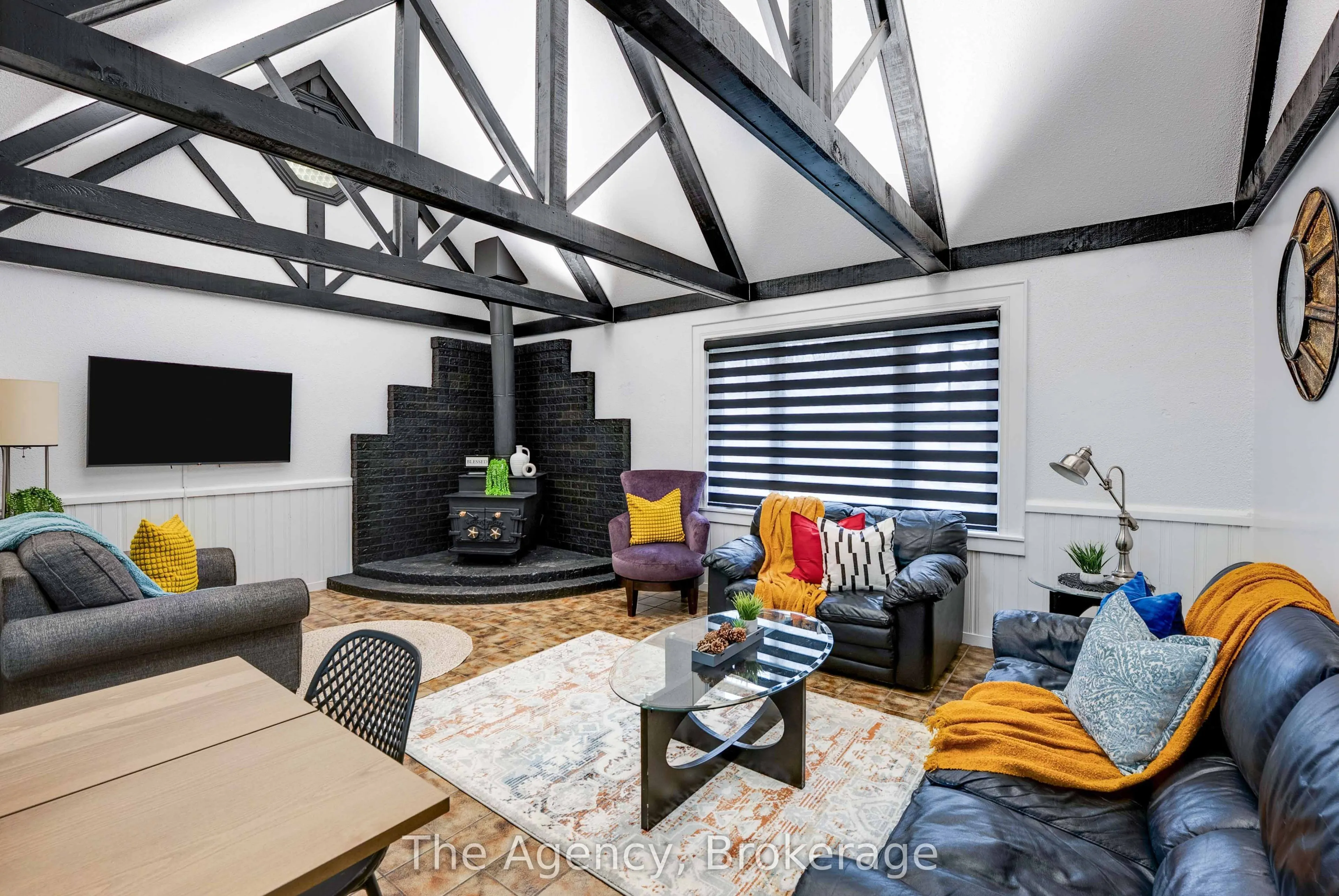6499 Thorold Stone Road