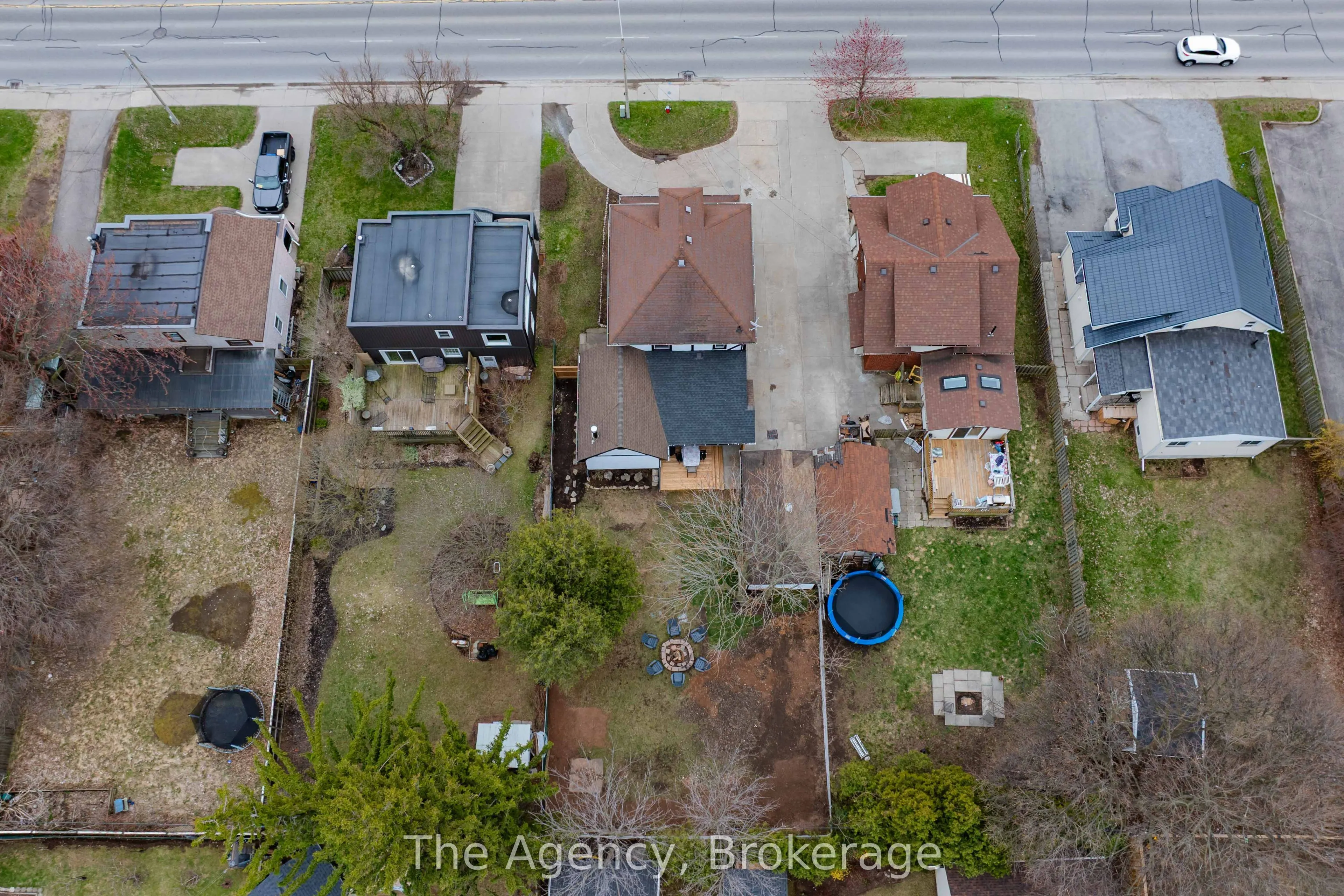 6499 Thorold Stone Road