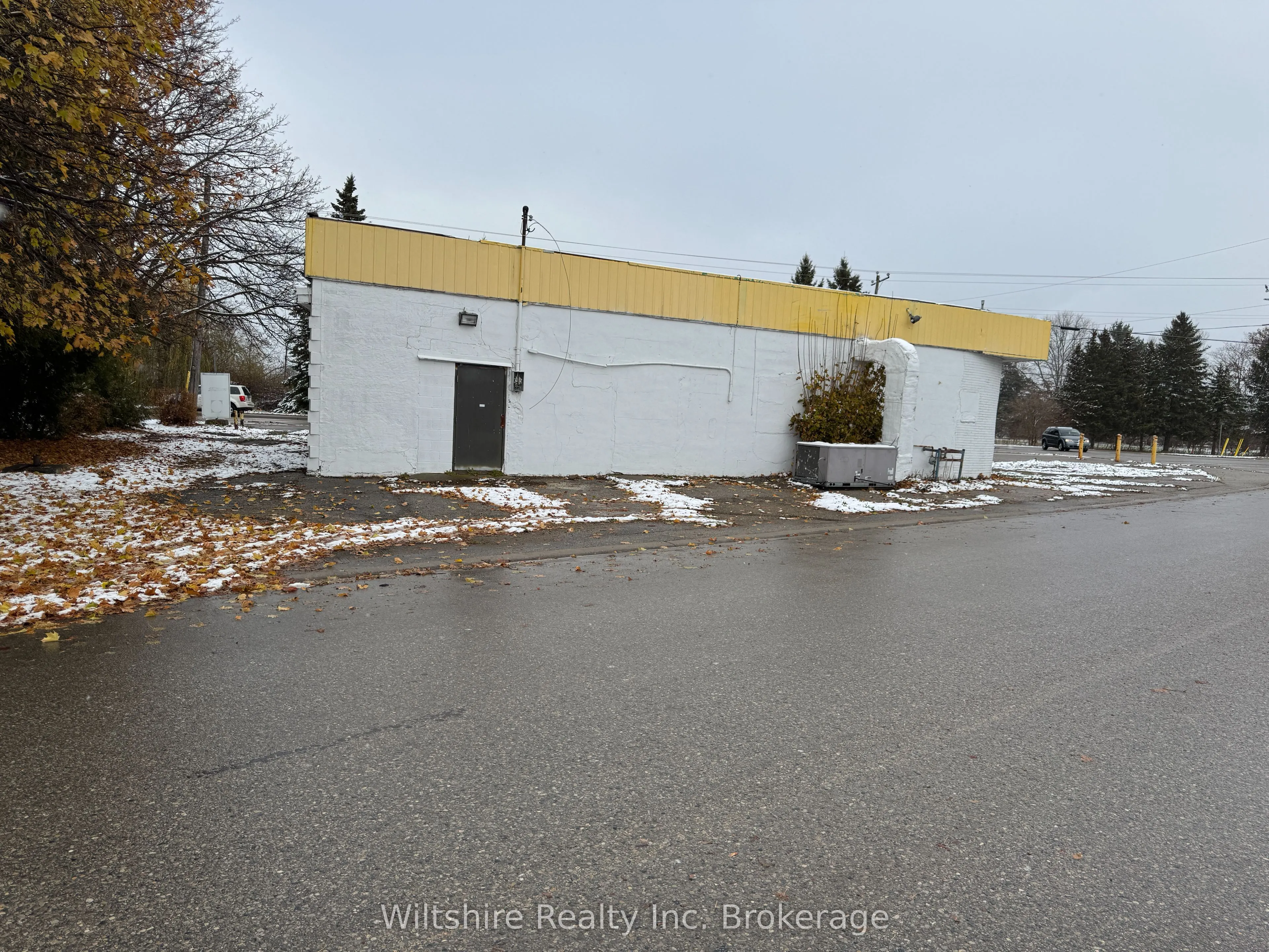 124636 Simcoe Street