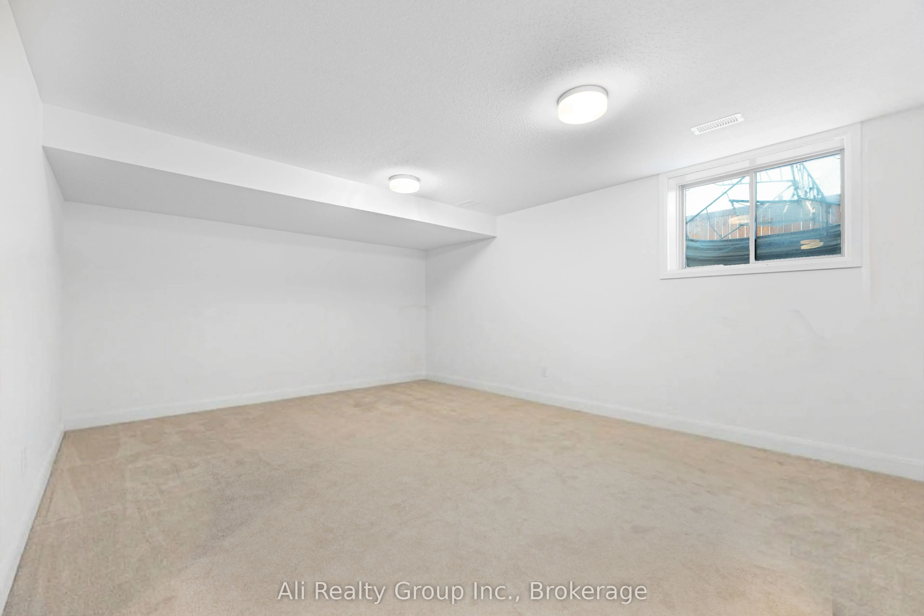 120 Succession Court
