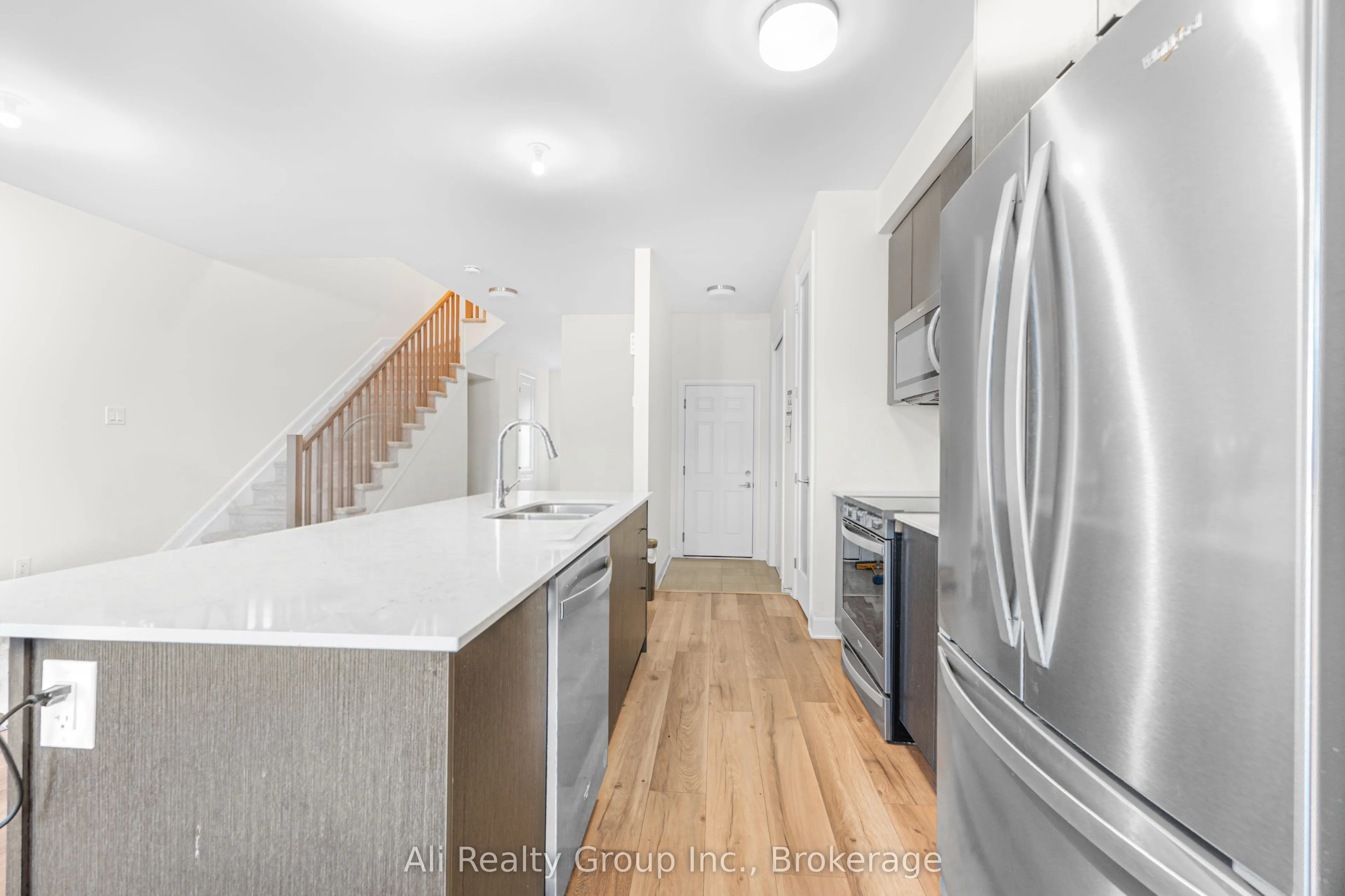 120 Succession Court