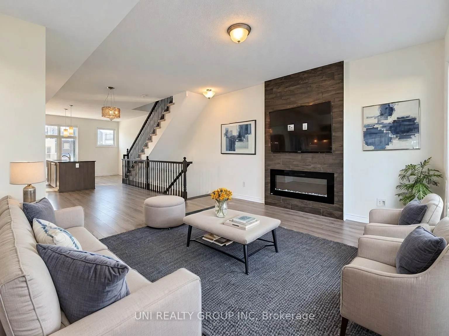 809 MIKINAK Road