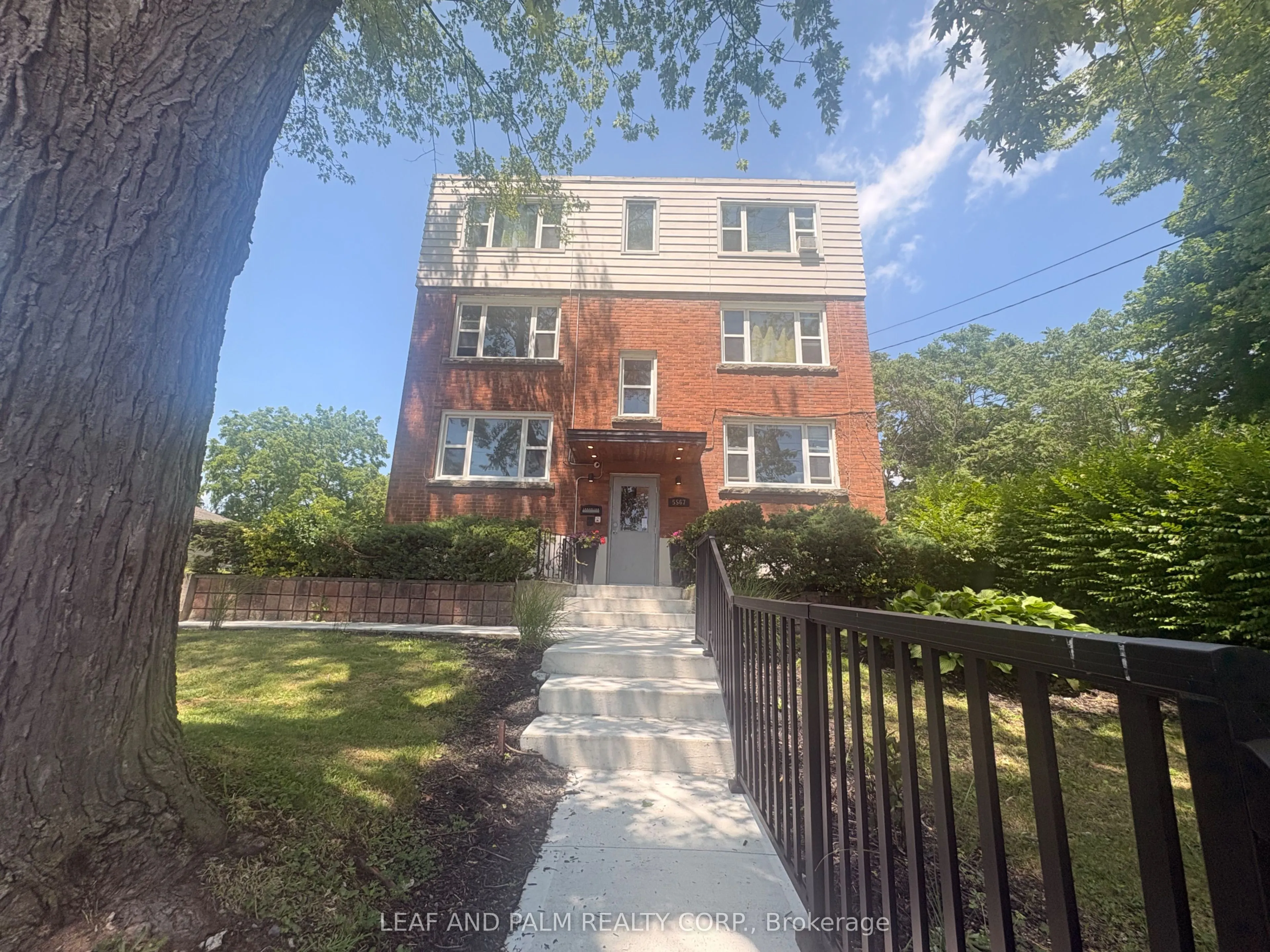 5567 Ontario Avenue #7