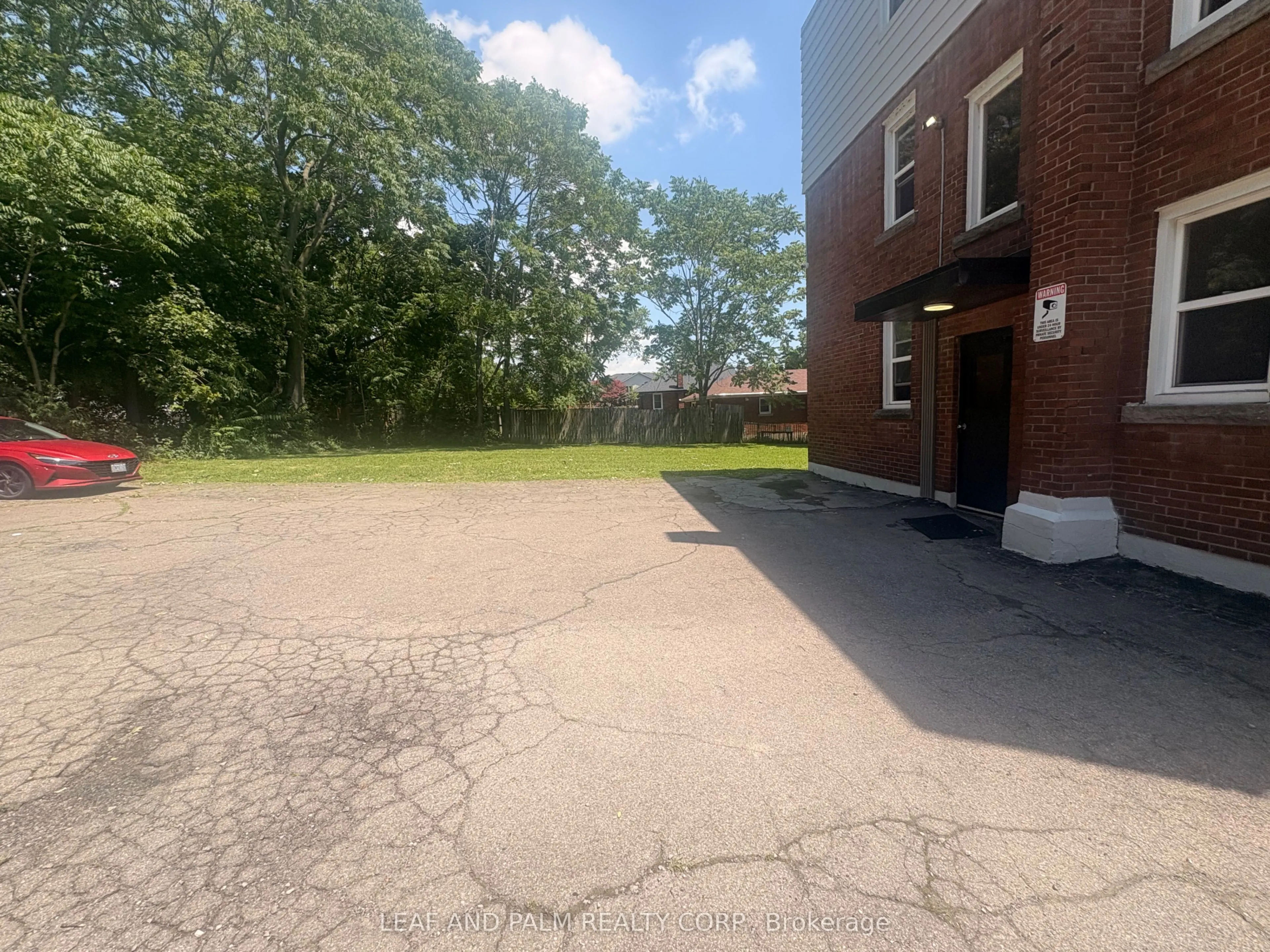 5567 Ontario Avenue #7