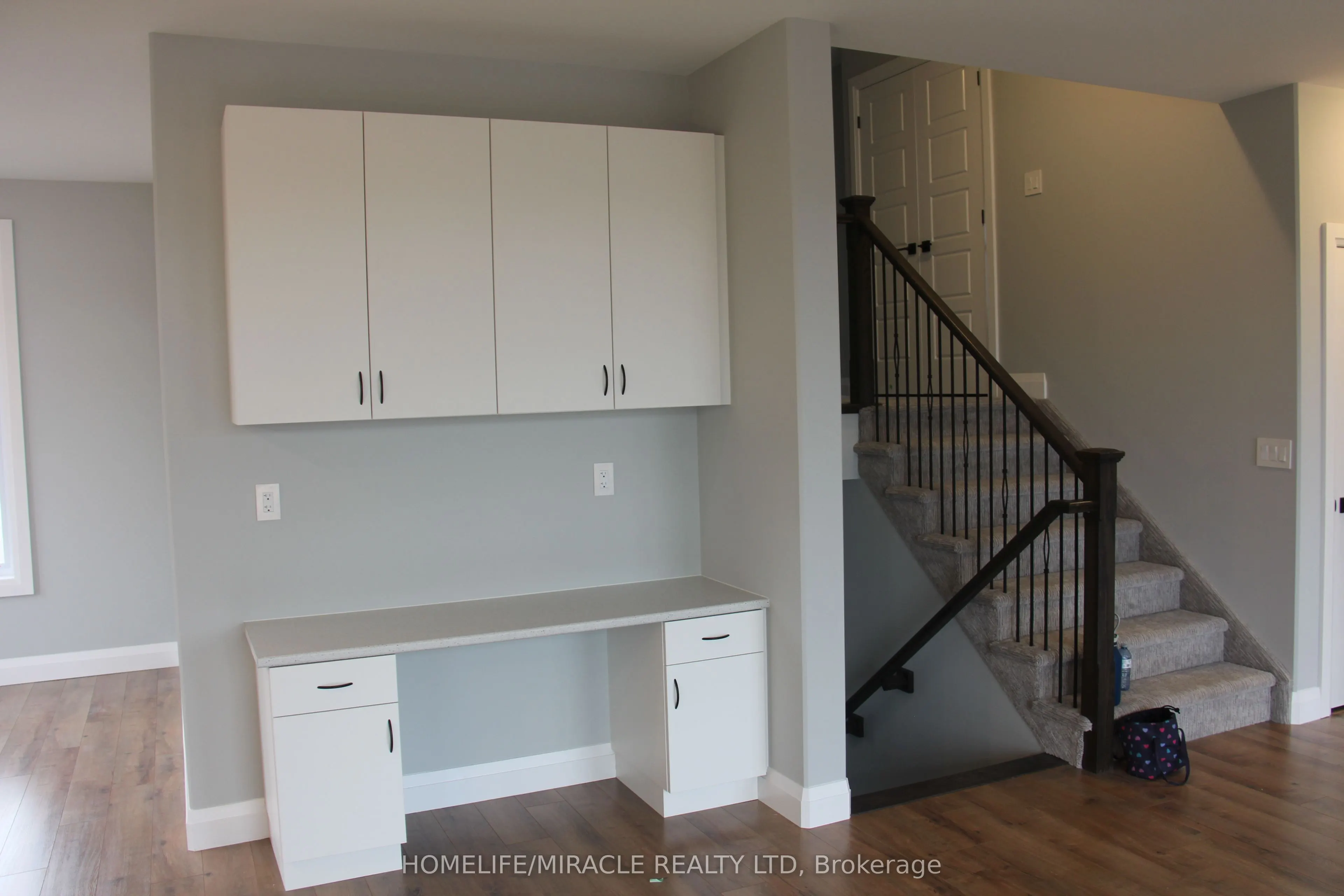 11 Lillys Court