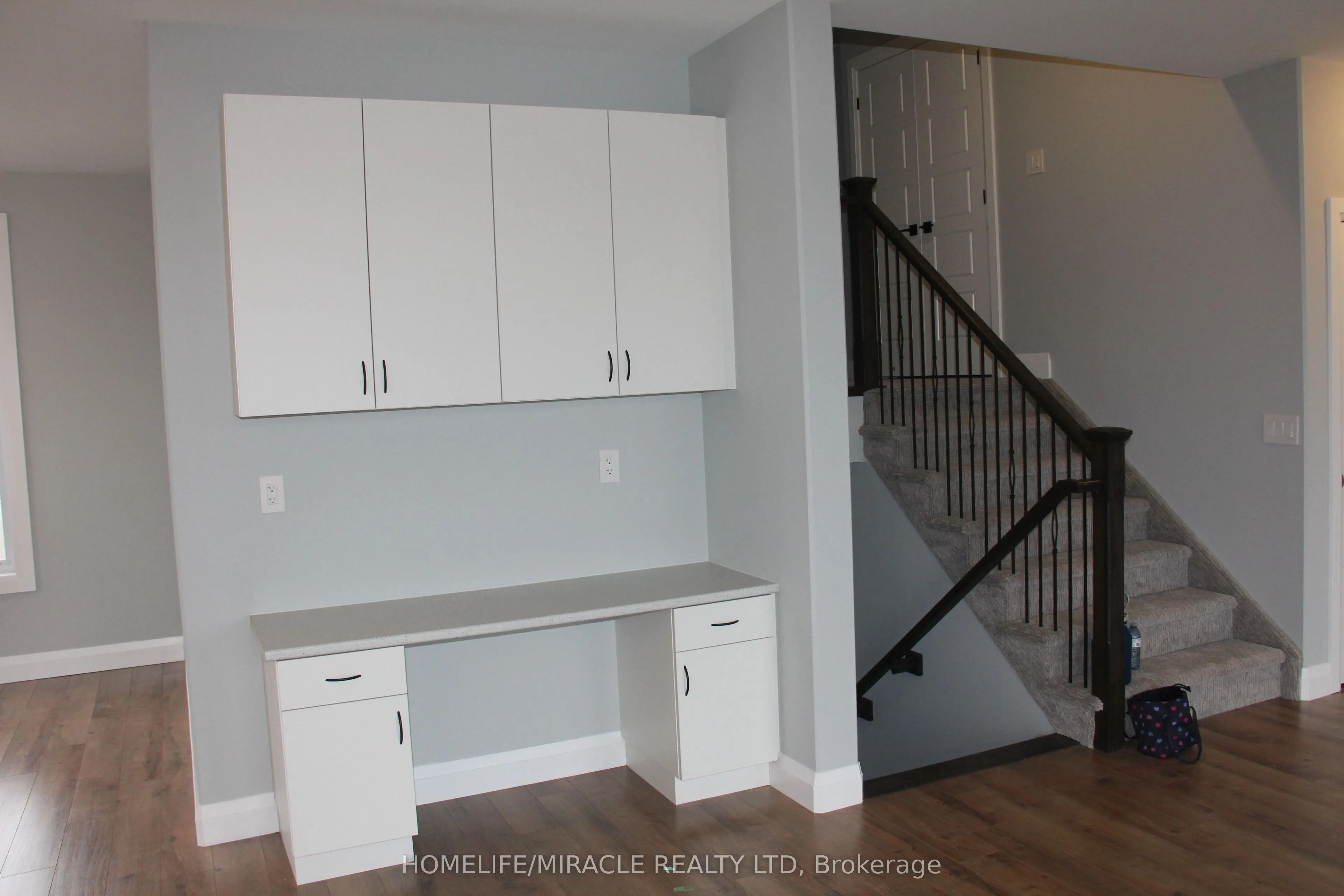 11 Lillys Court