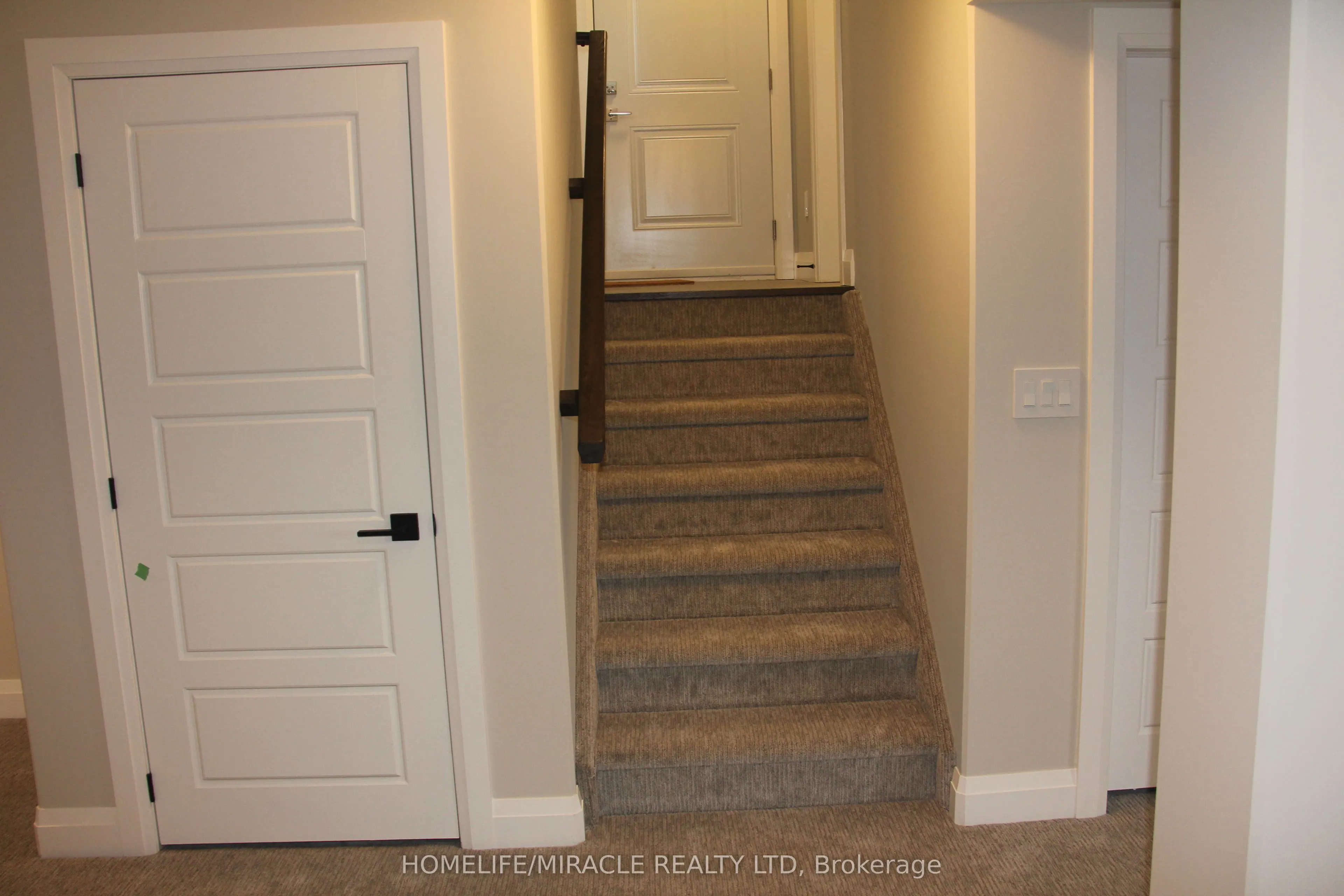 11 Lillys Court
