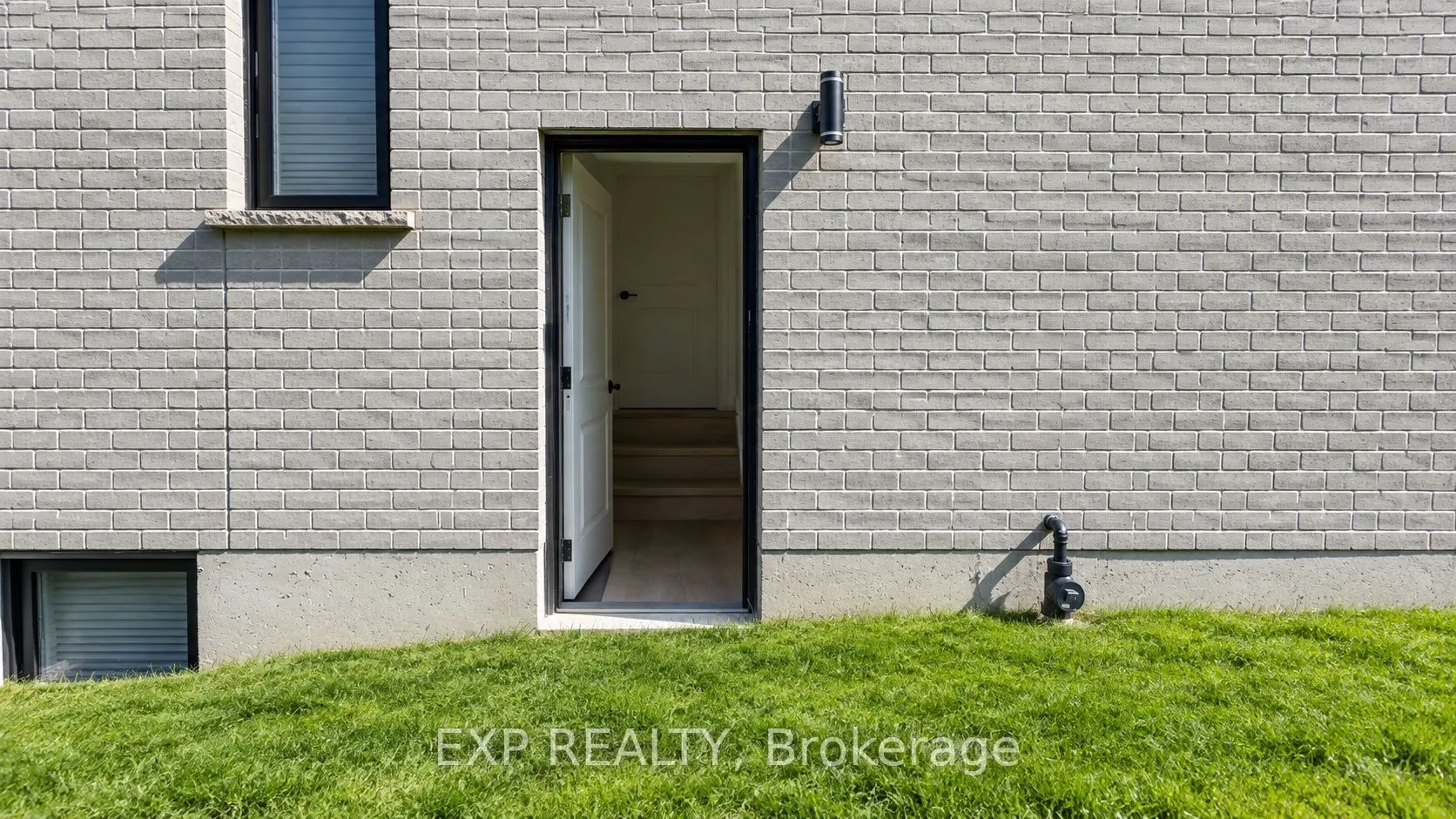 2567 Constance Avenue #Bsmt