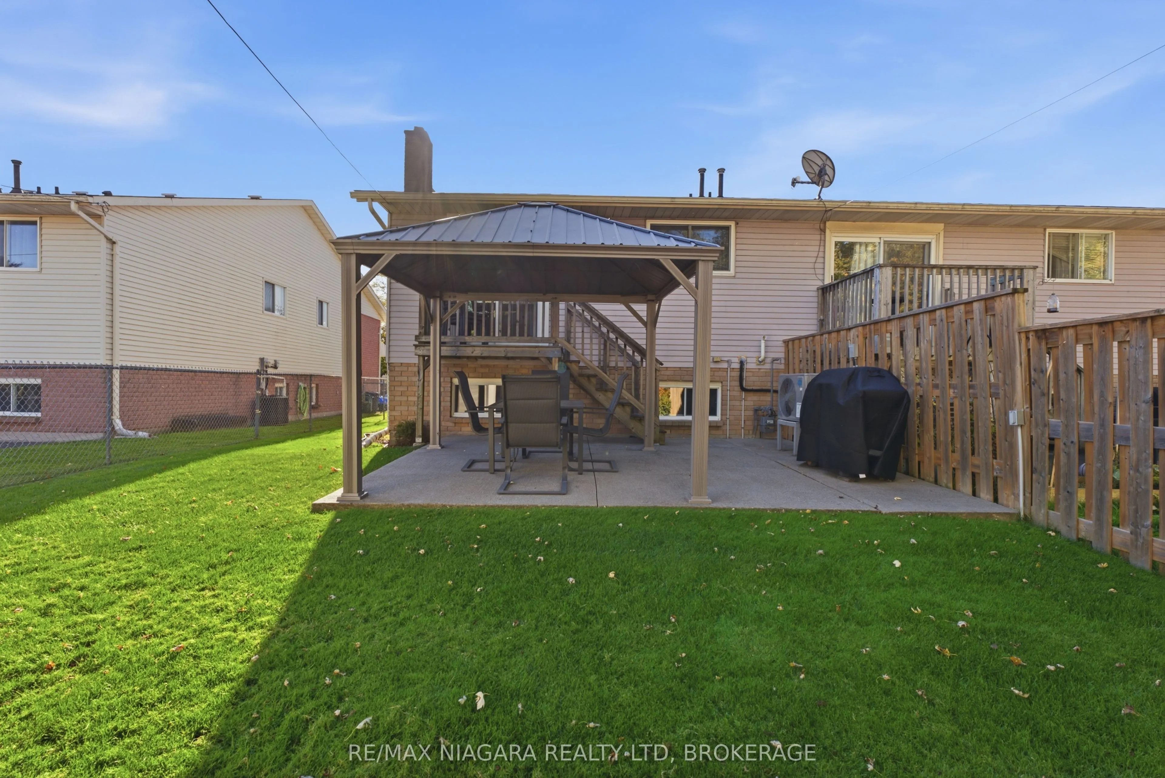 8372 Mundare Crescent