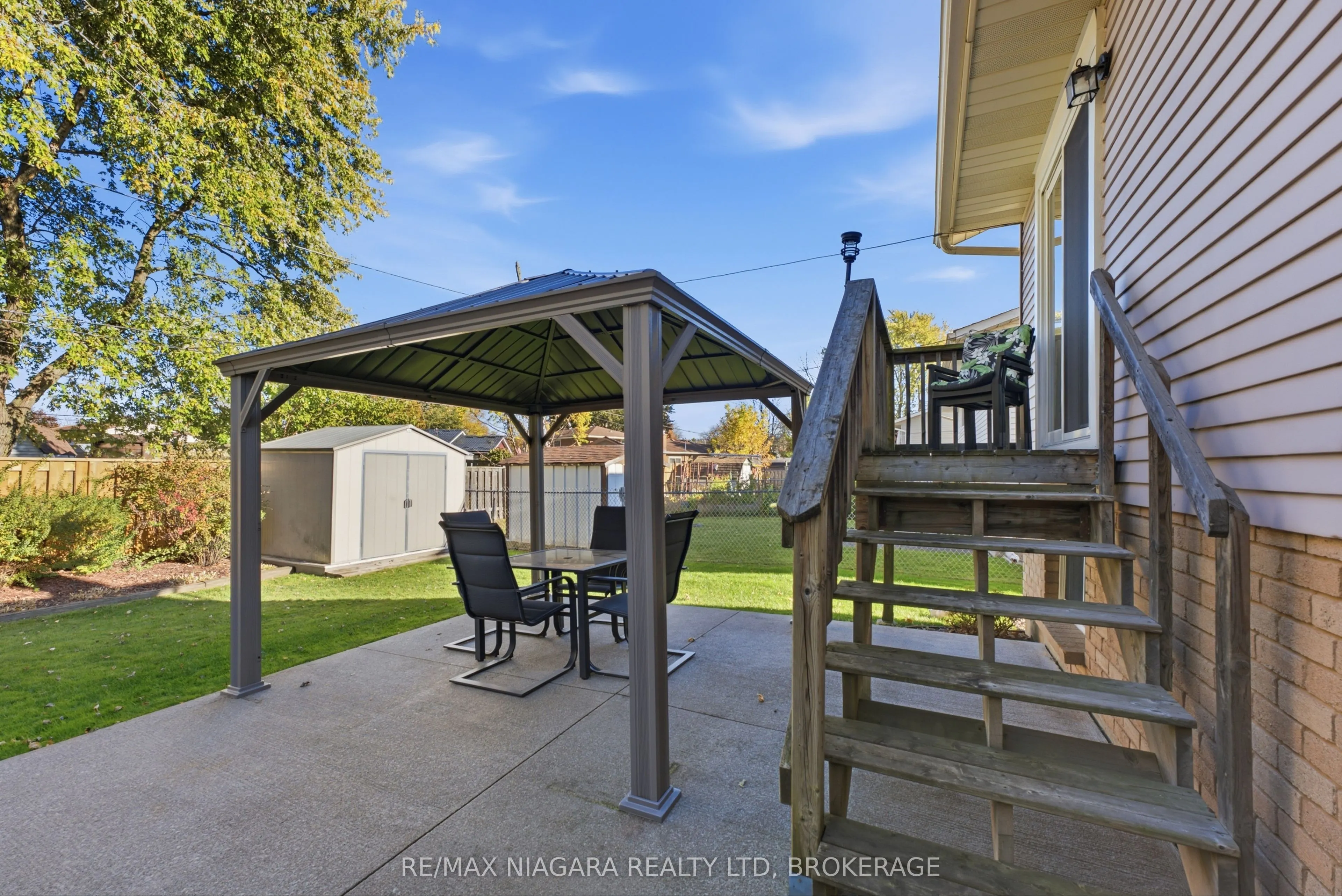 8372 Mundare Crescent