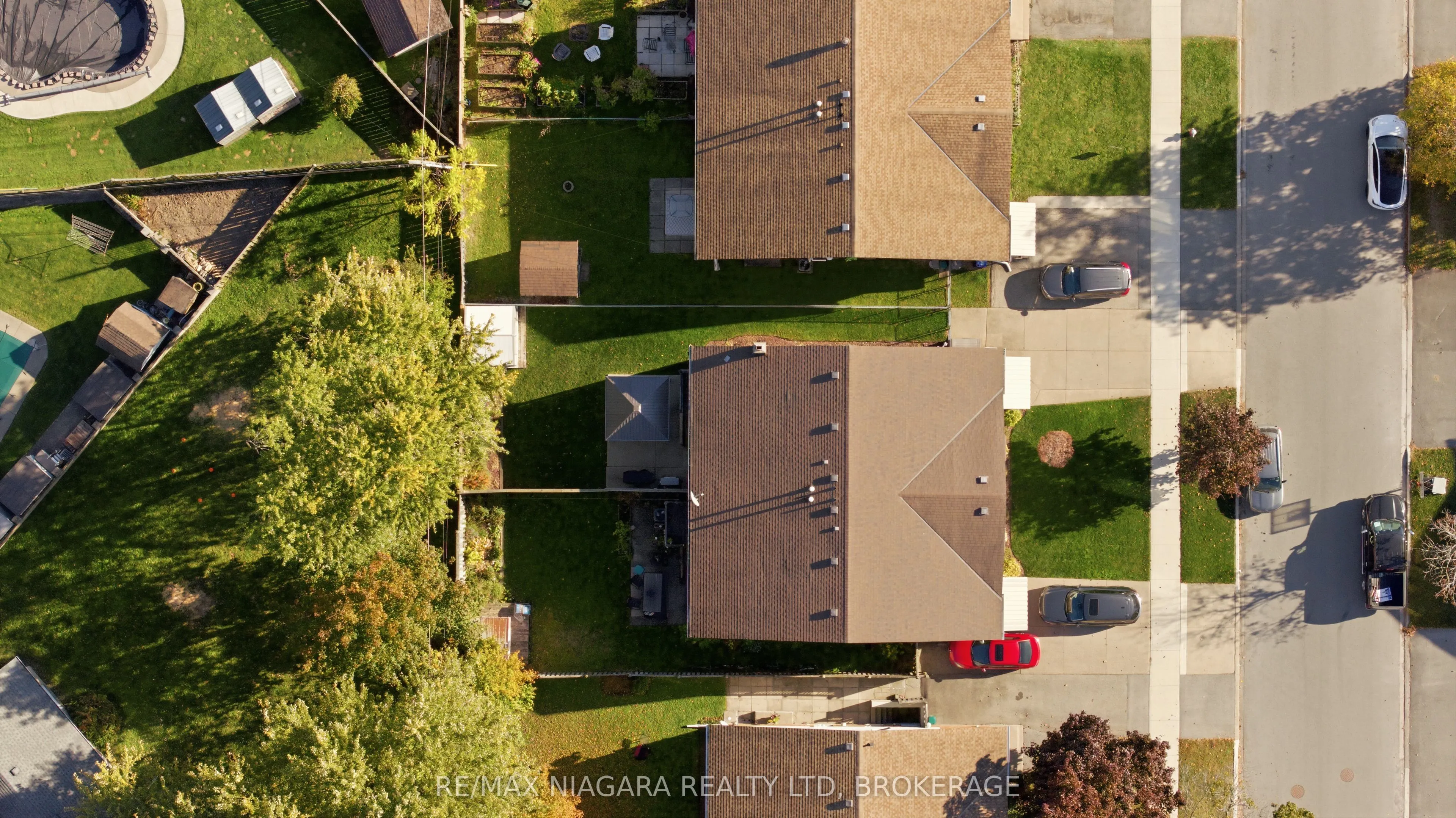 8372 Mundare Crescent