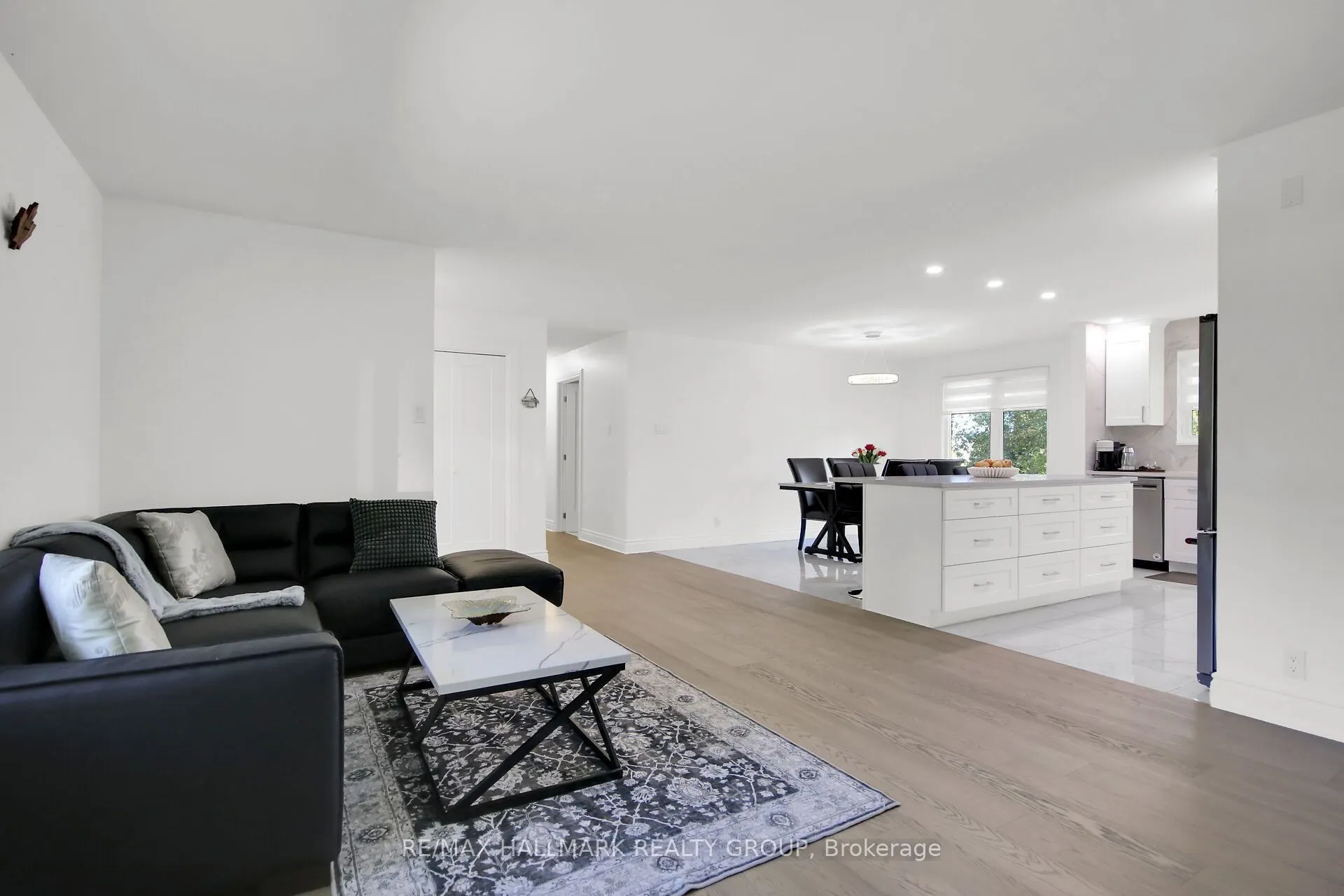 1190 Maple Avenue