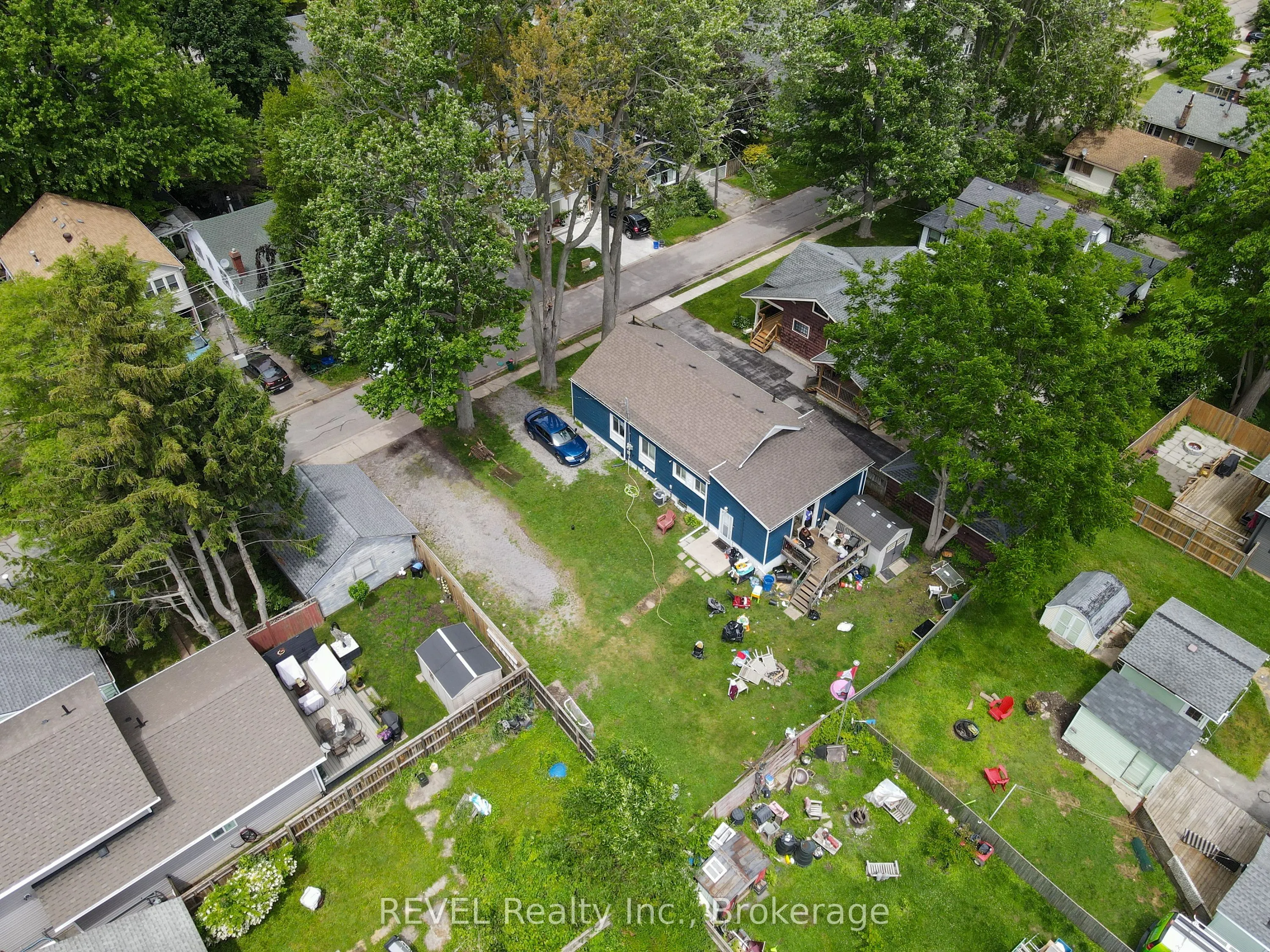 3921 Victoria Road