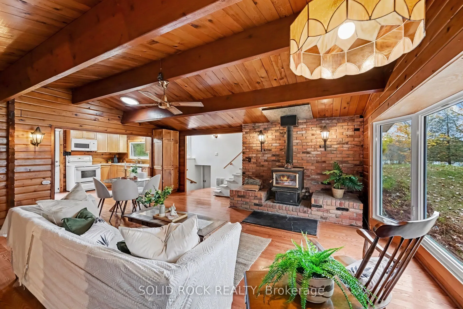 107 Lighthouse Lane
