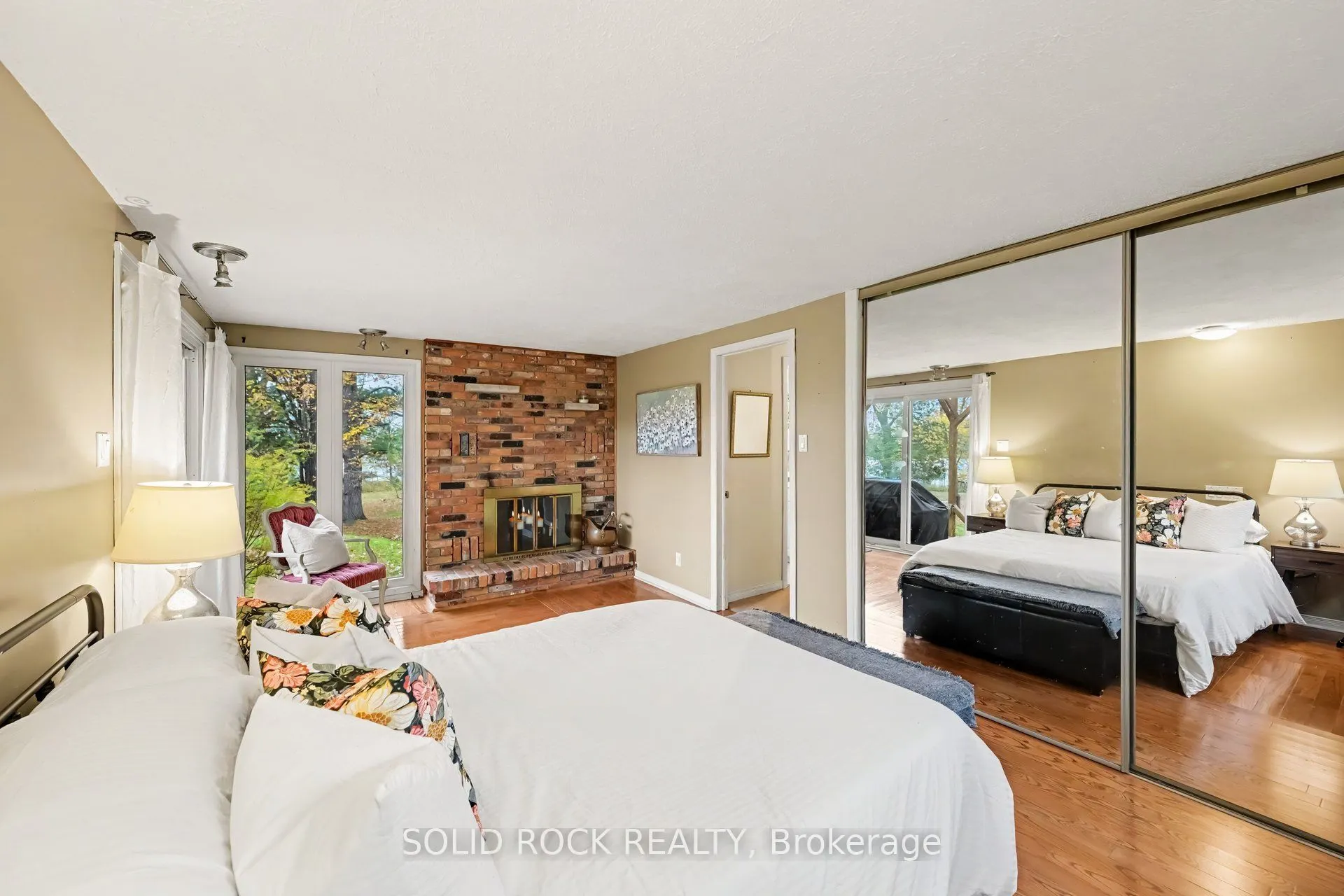 107 Lighthouse Lane