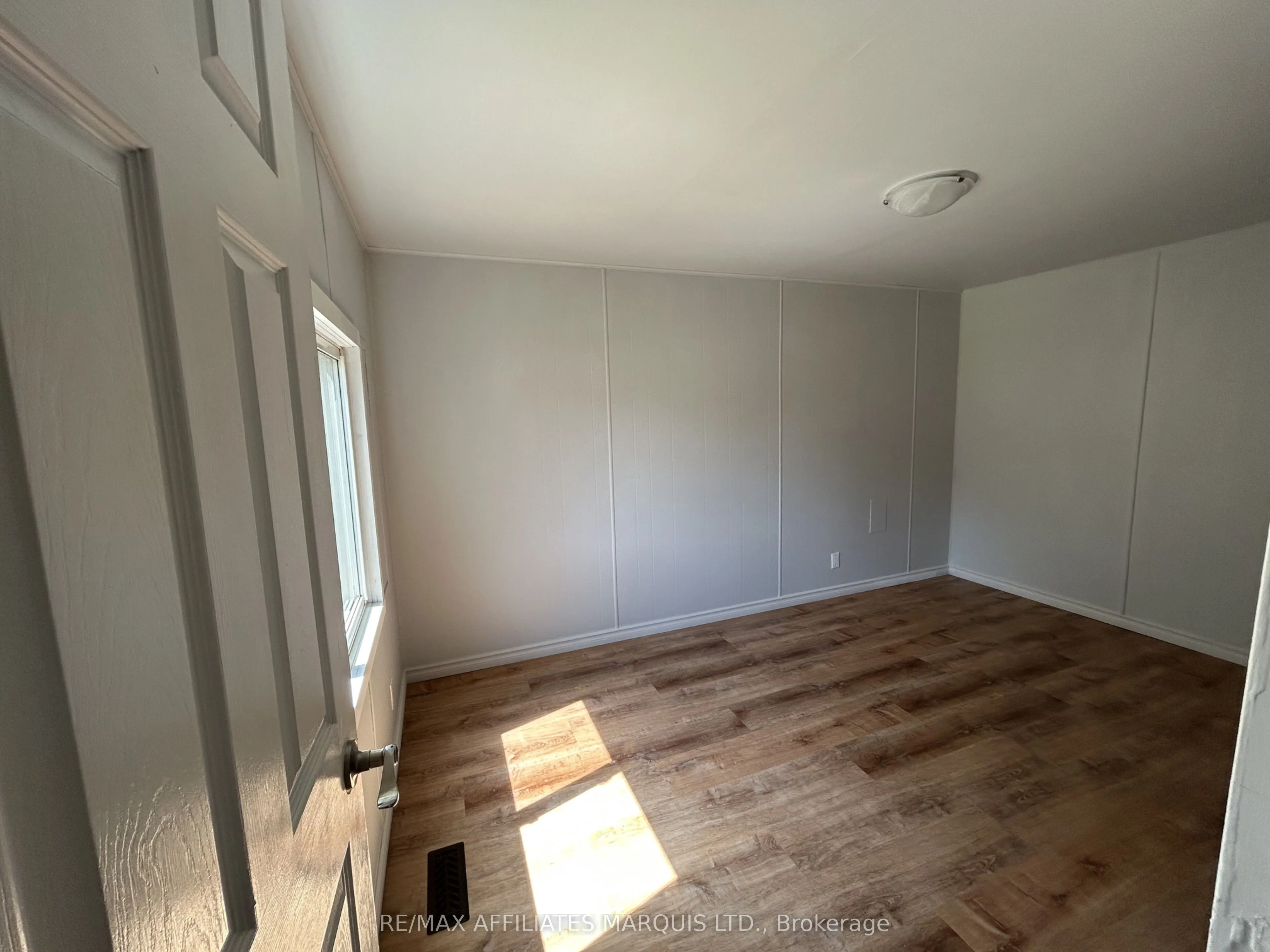 2743 Grysewood Private Lane