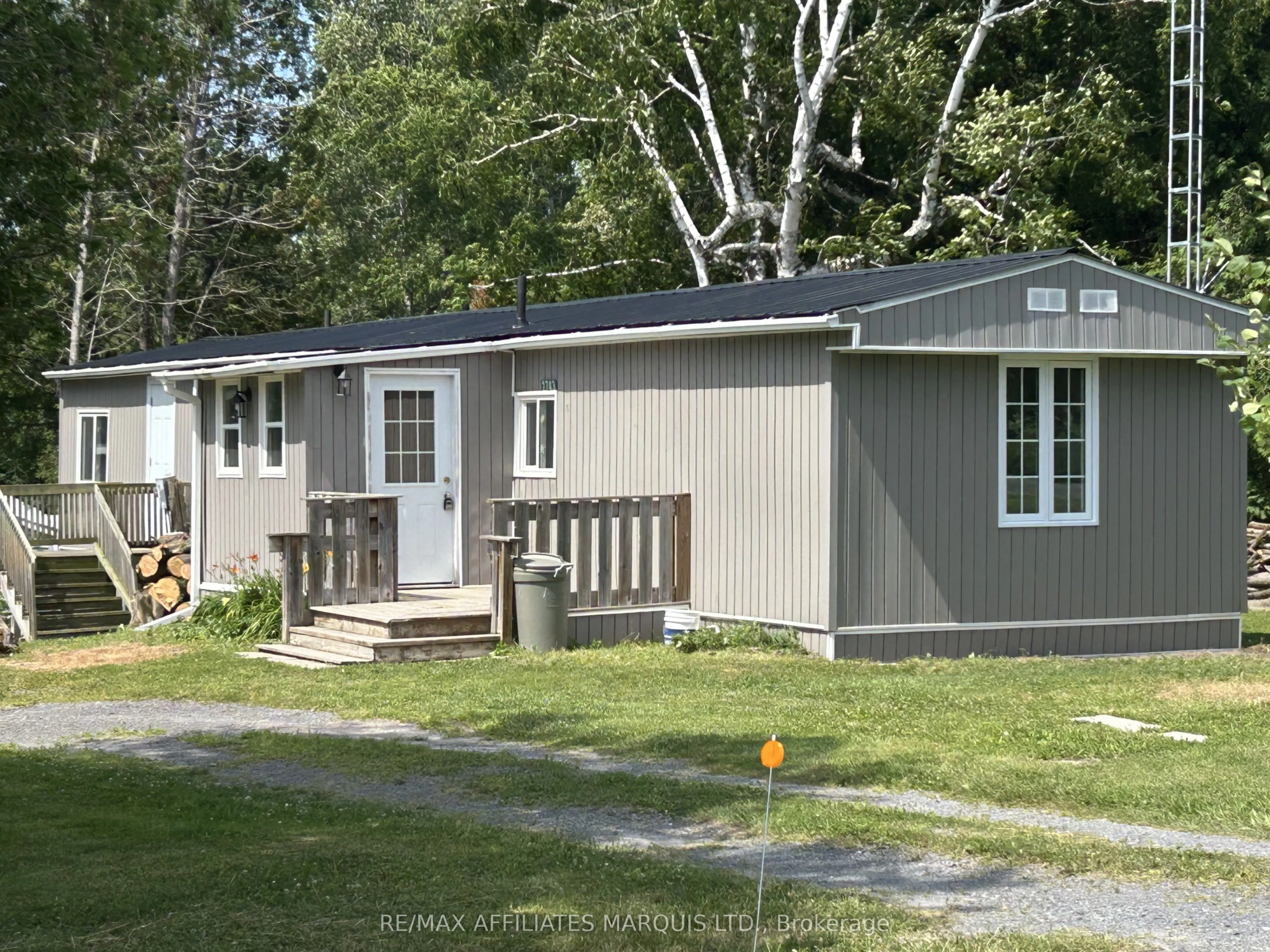 2743 Grysewood Private Lane
