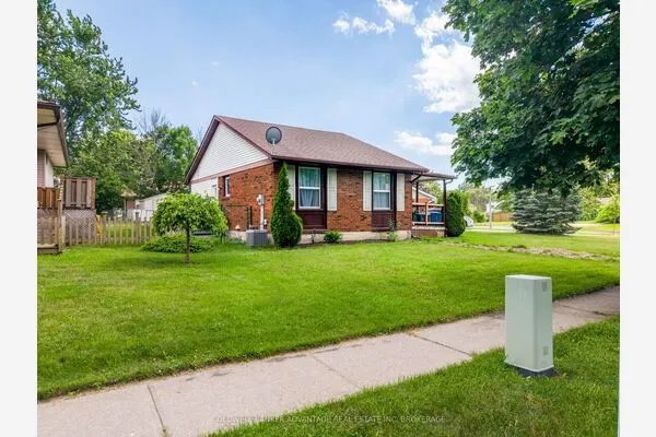 25 Newleaf Crescent