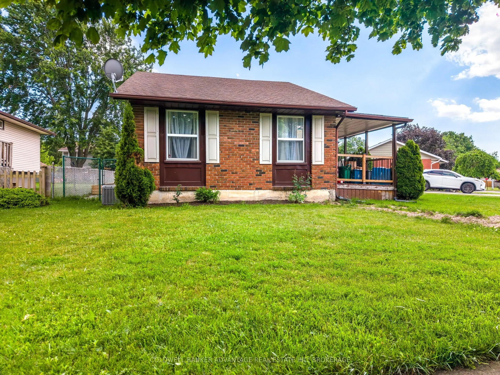 25 Newleaf Crescent