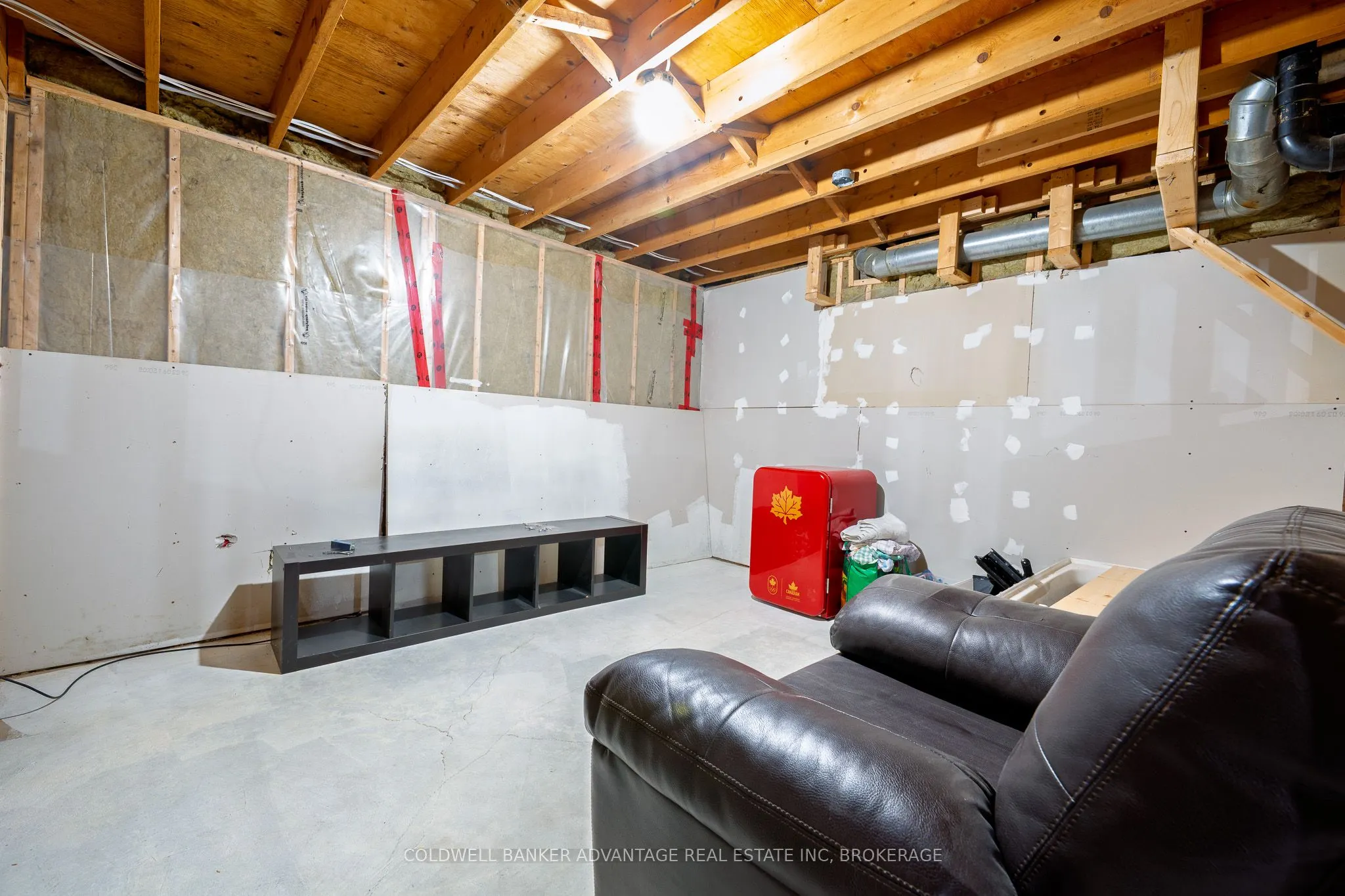 25 Newleaf Crescent