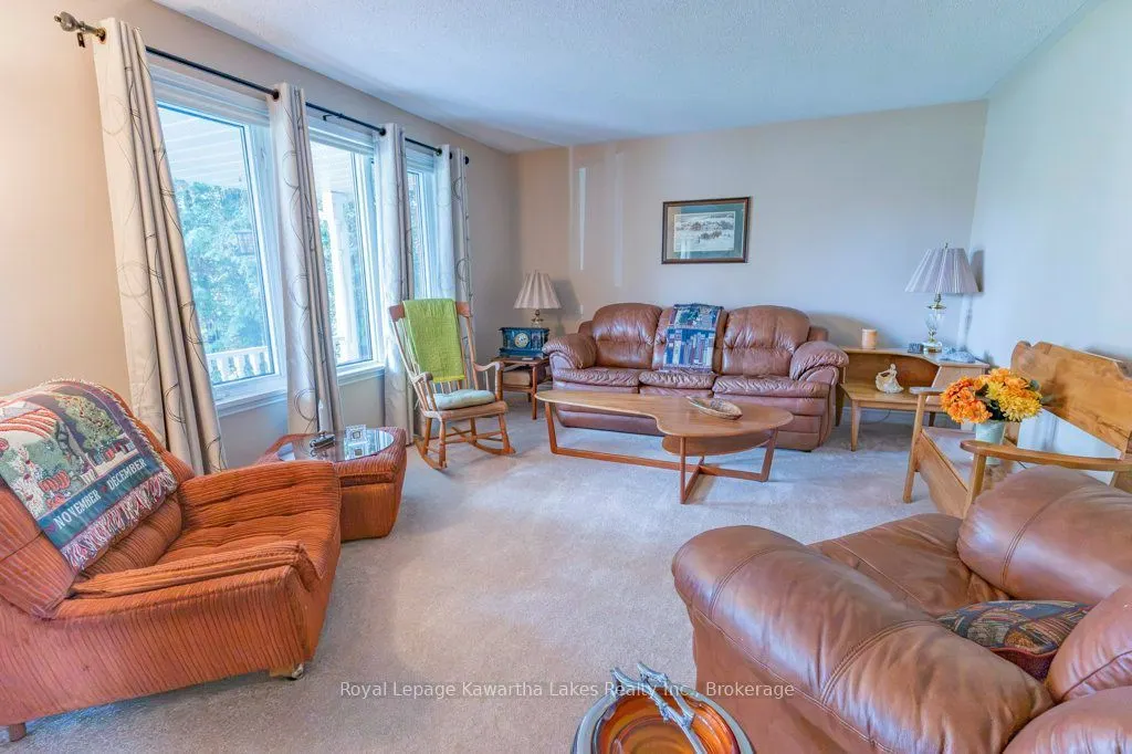 35 Grant Drive