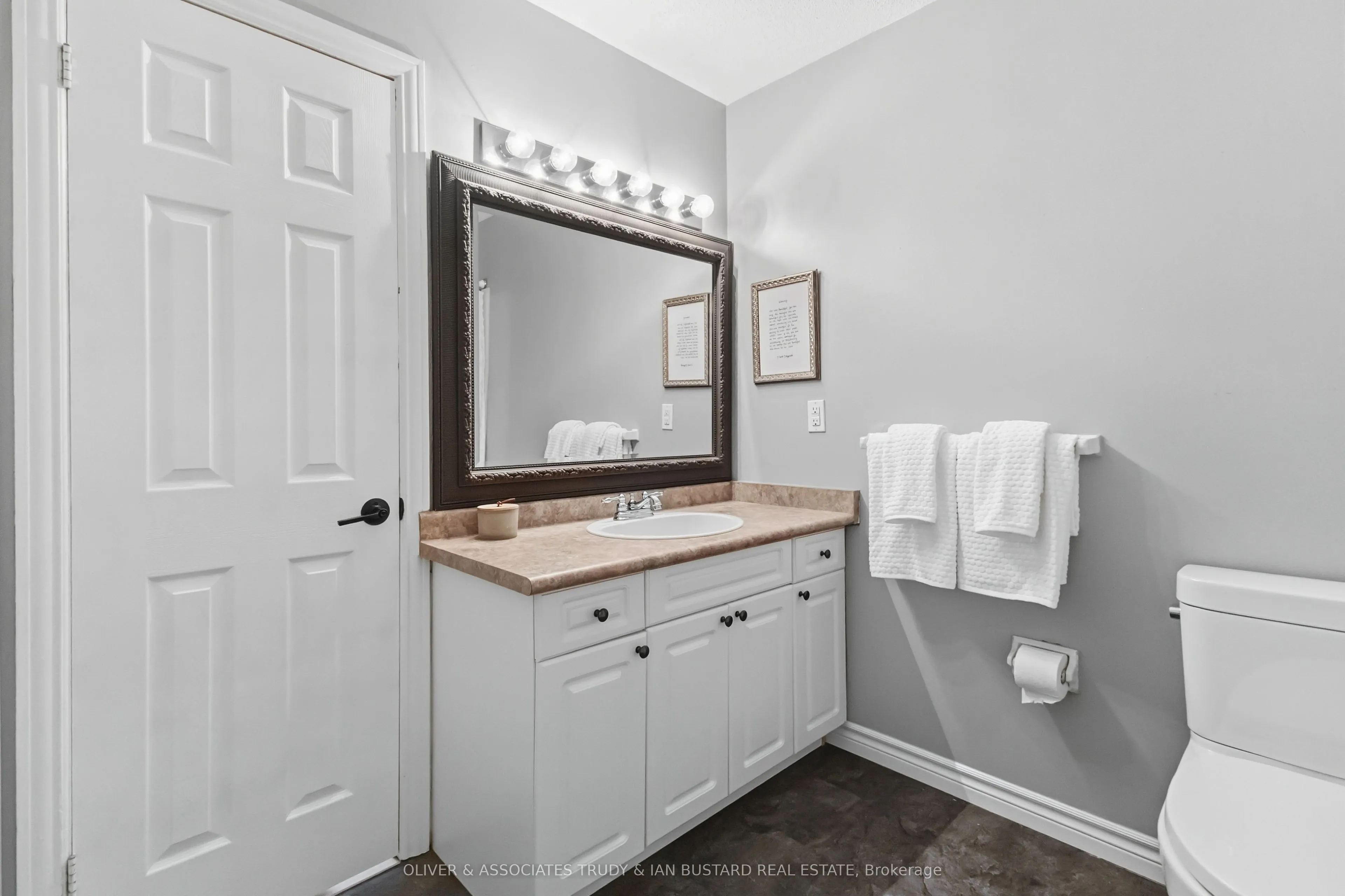 109 McMaster Drive E #5 and 40