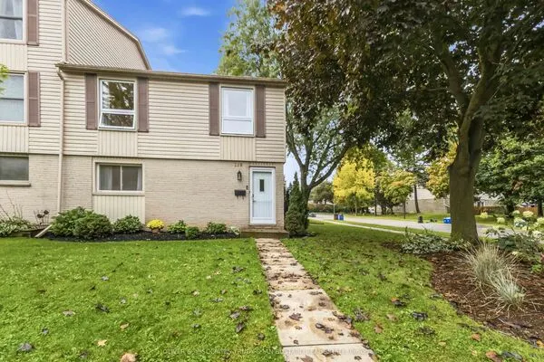 109 McMaster Drive E #5 and 40