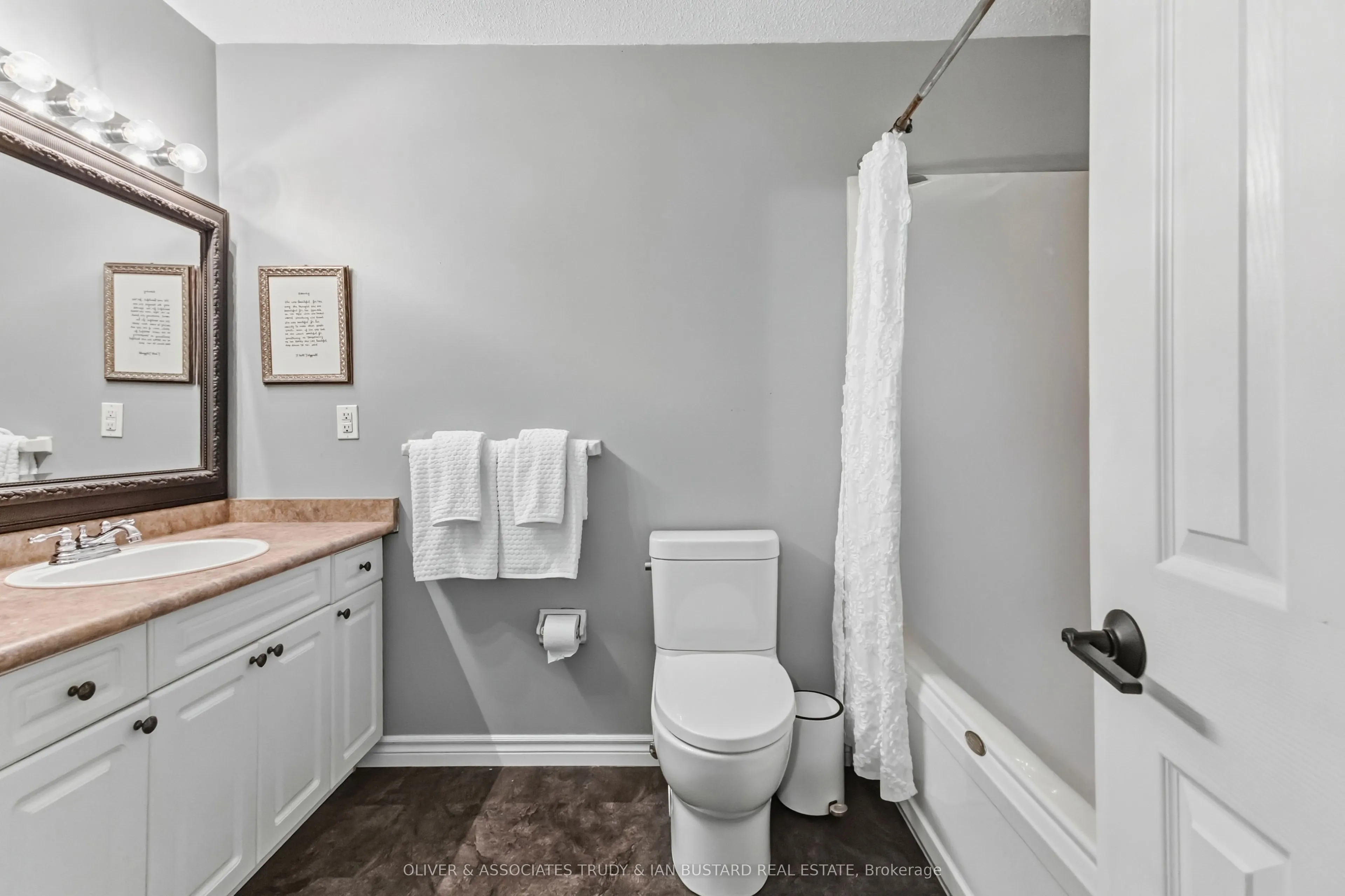109 McMaster Drive E #5 and 40