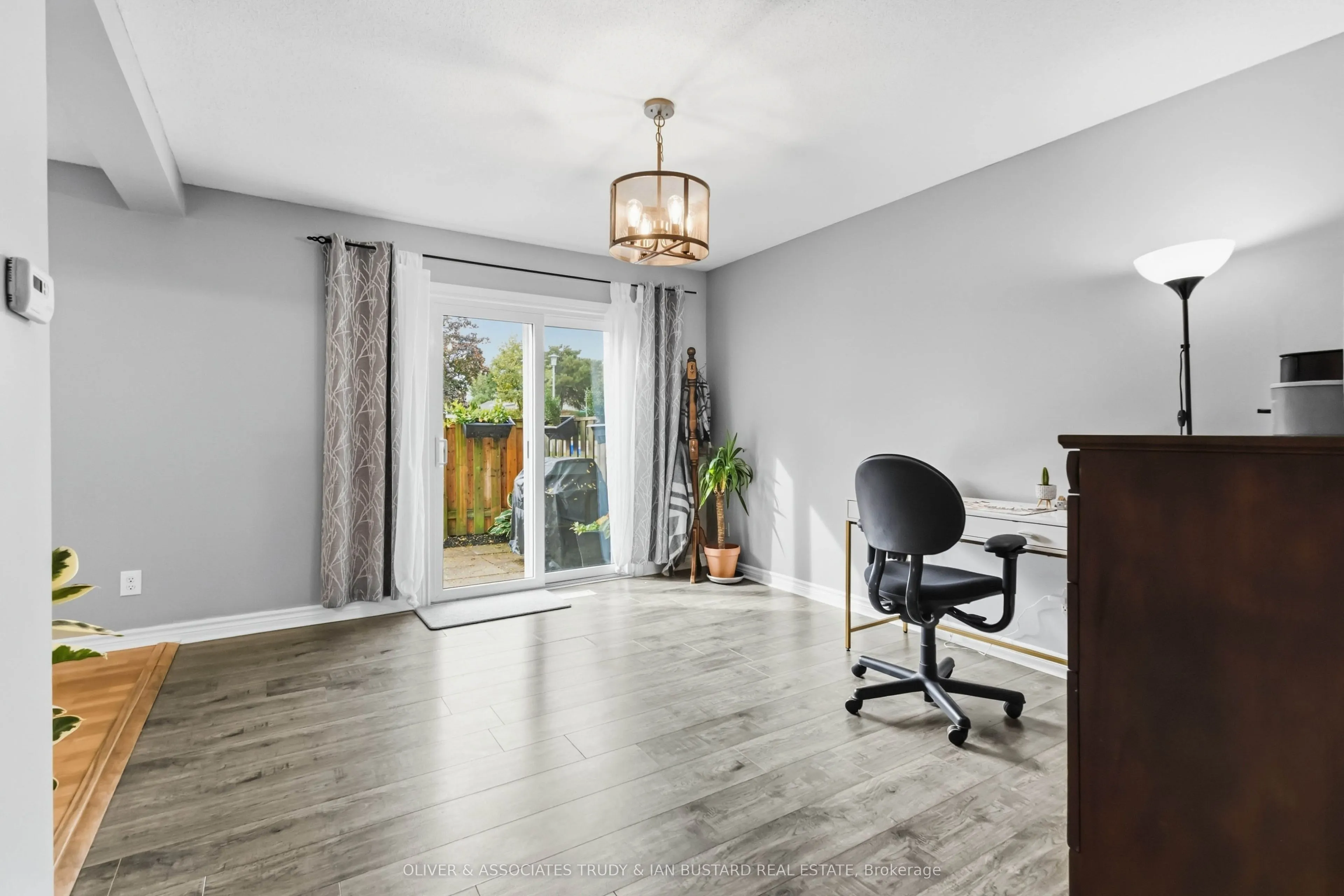 109 McMaster Drive E #5 and 40