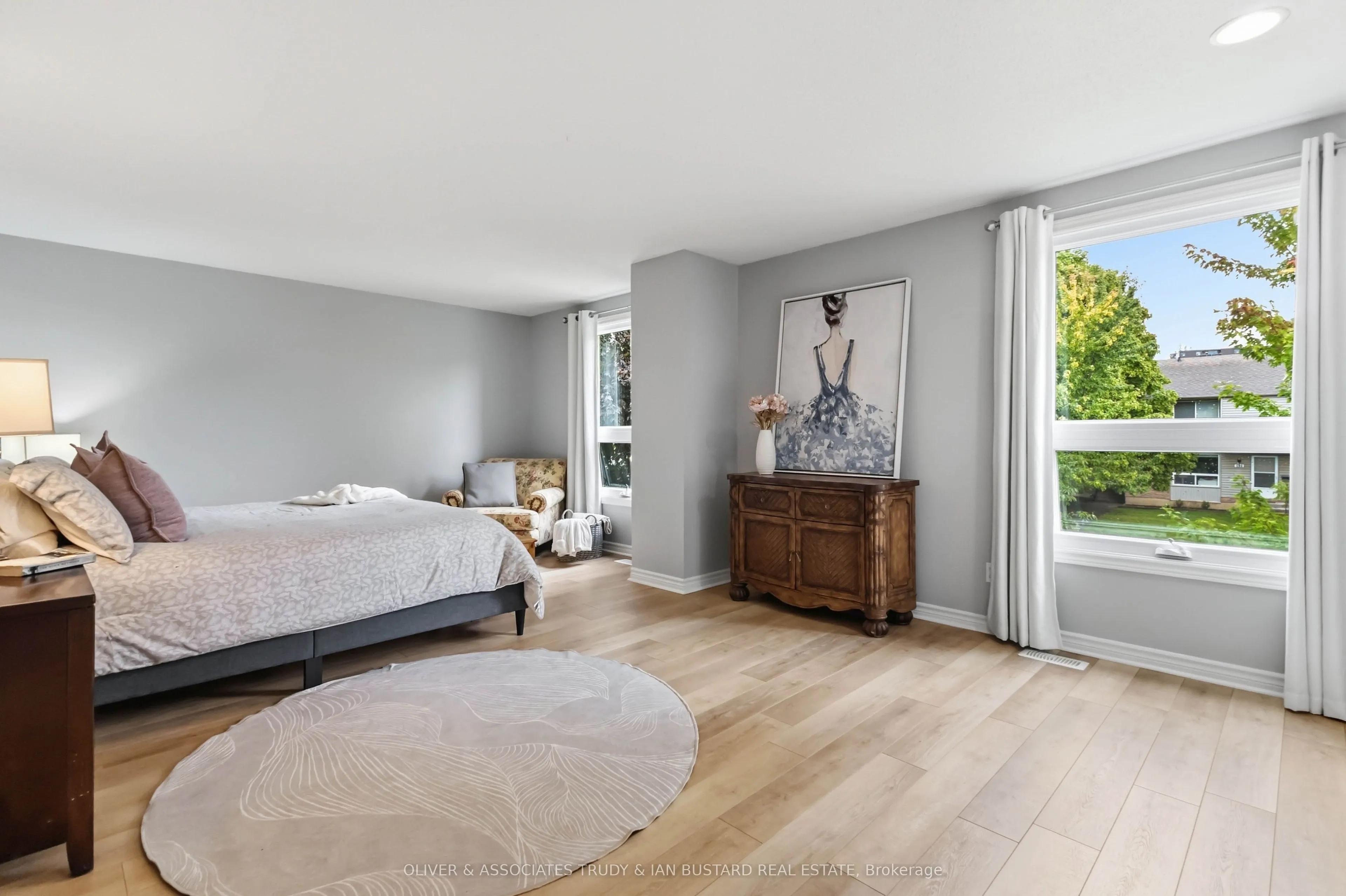 109 McMaster Drive E #5 and 40