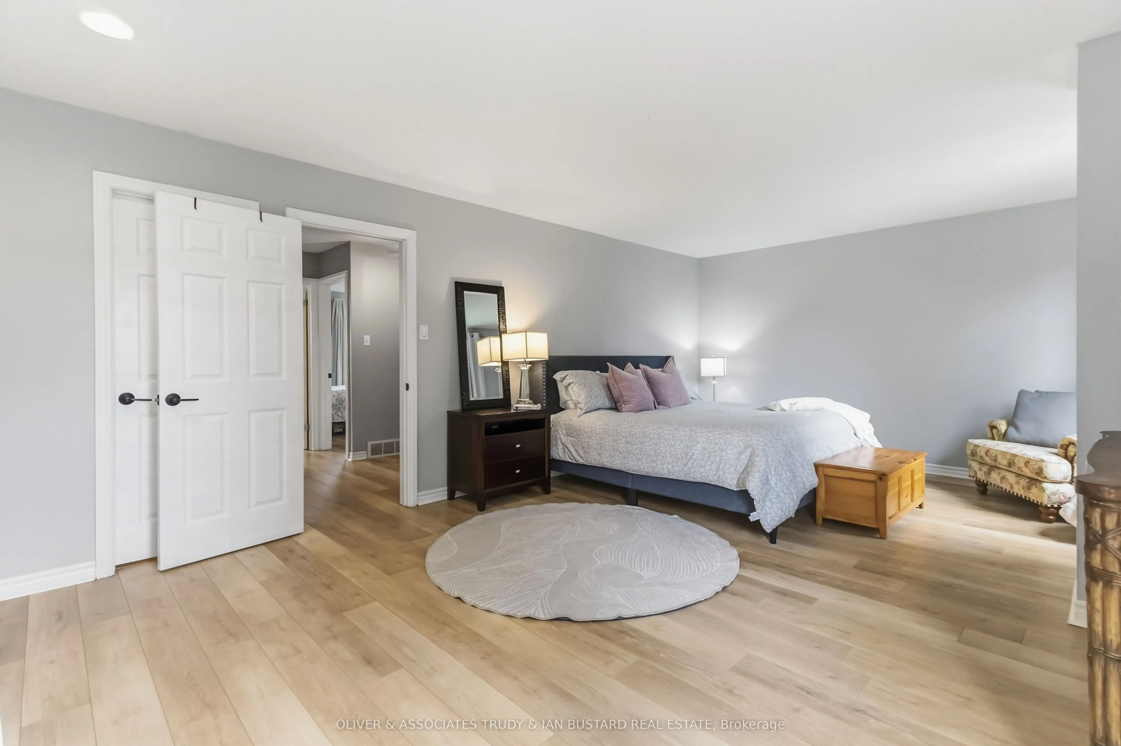 109 McMaster Drive E #5 and 40