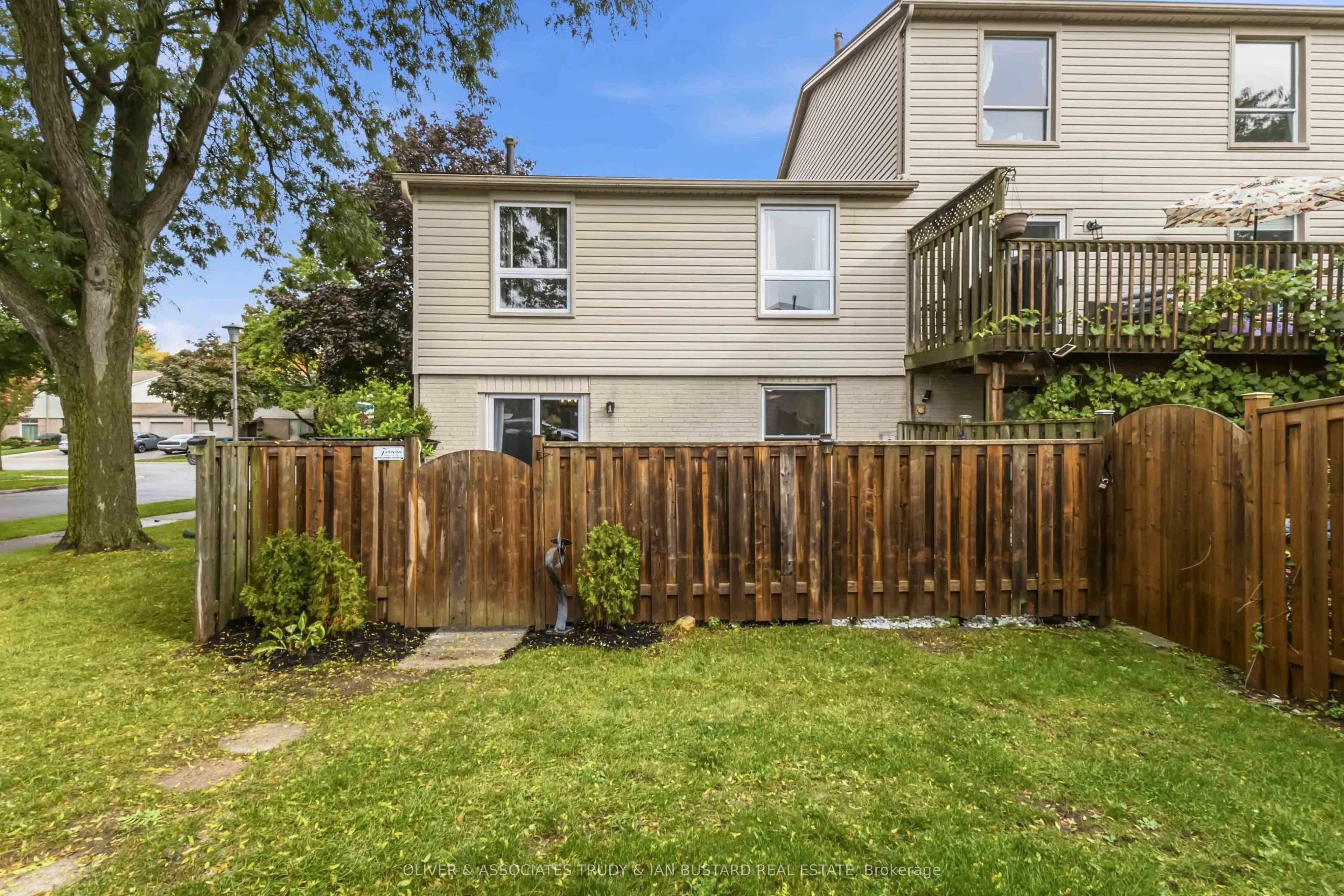 109 McMaster Drive E #5 and 40
