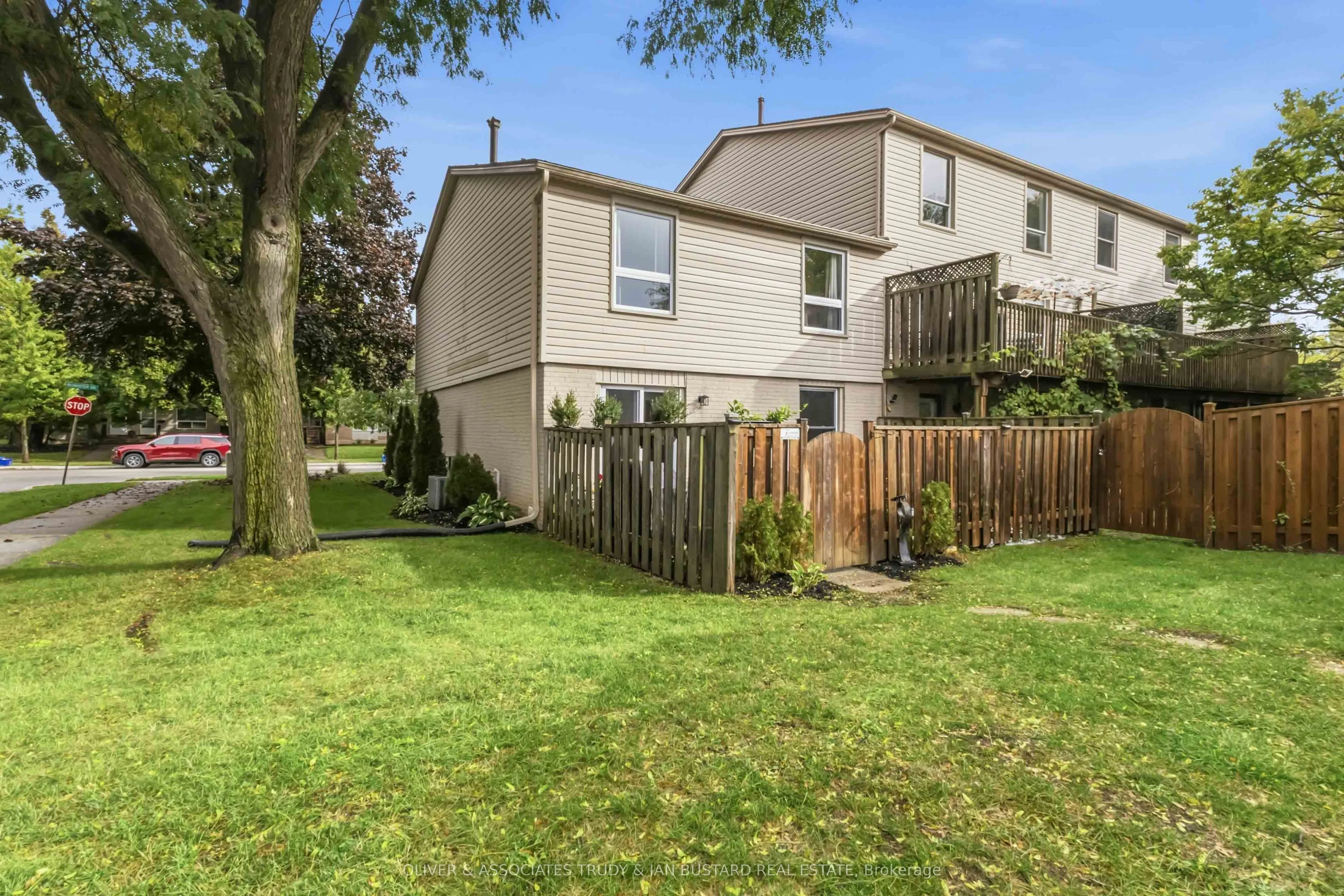 109 McMaster Drive E #5 and 40