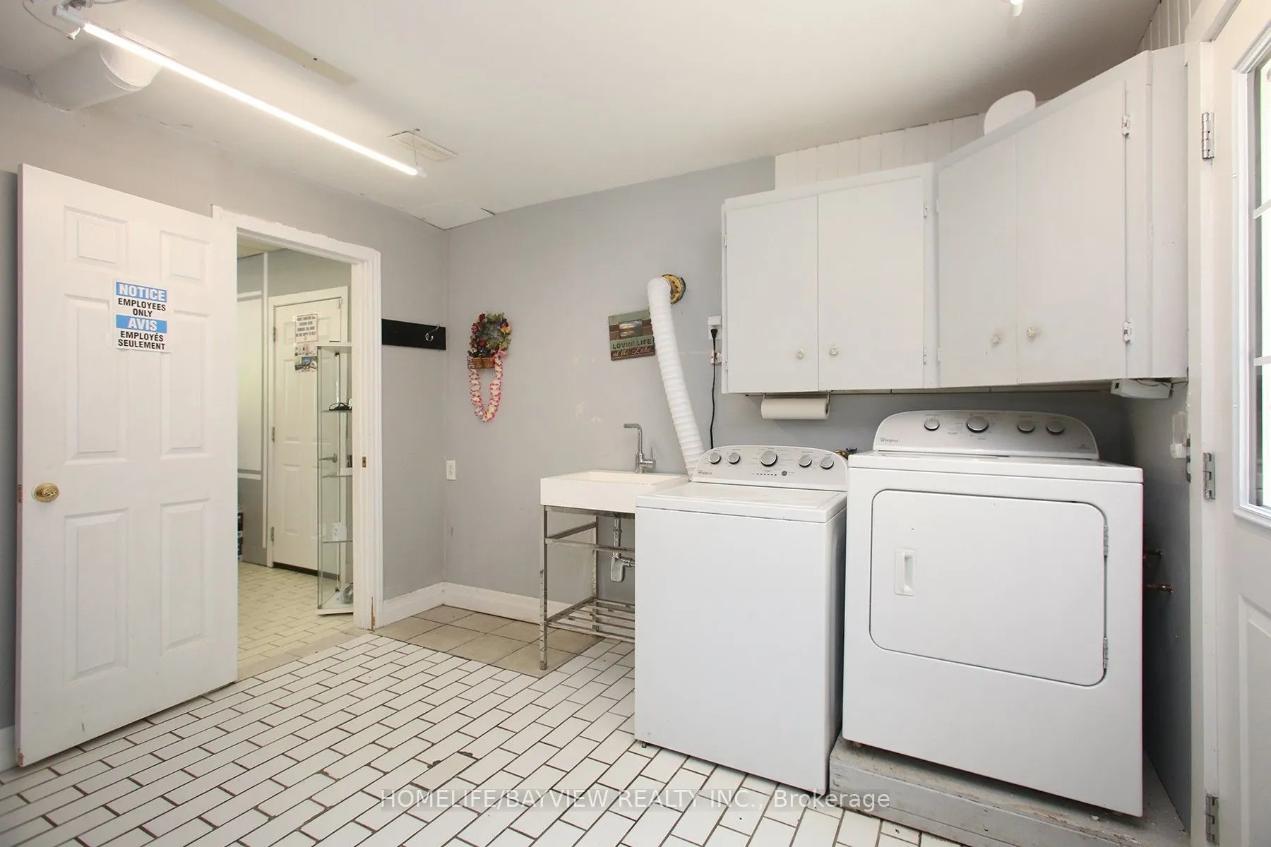 9 Bridge Street #2nd Flr
