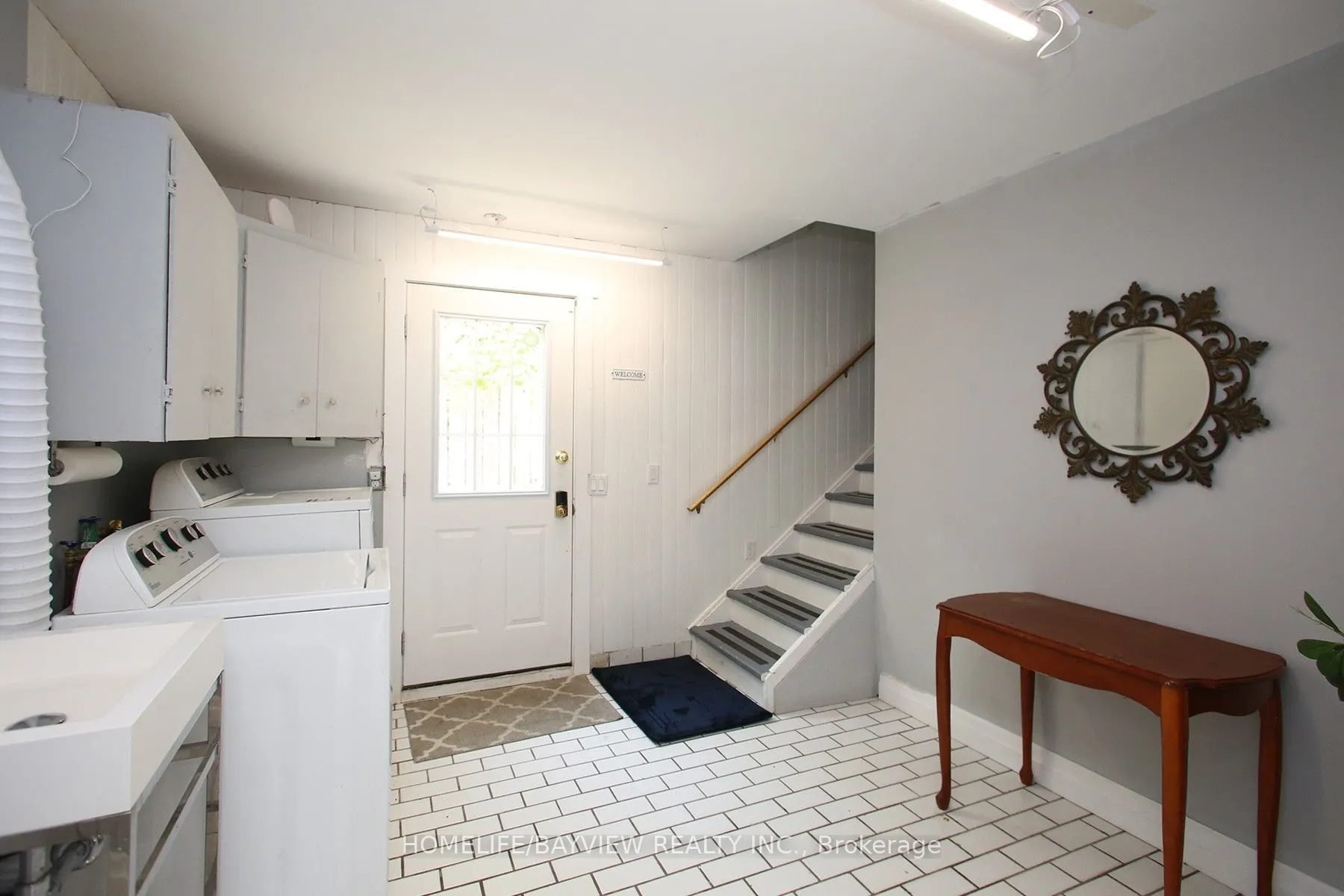 9 Bridge Street #2nd Flr