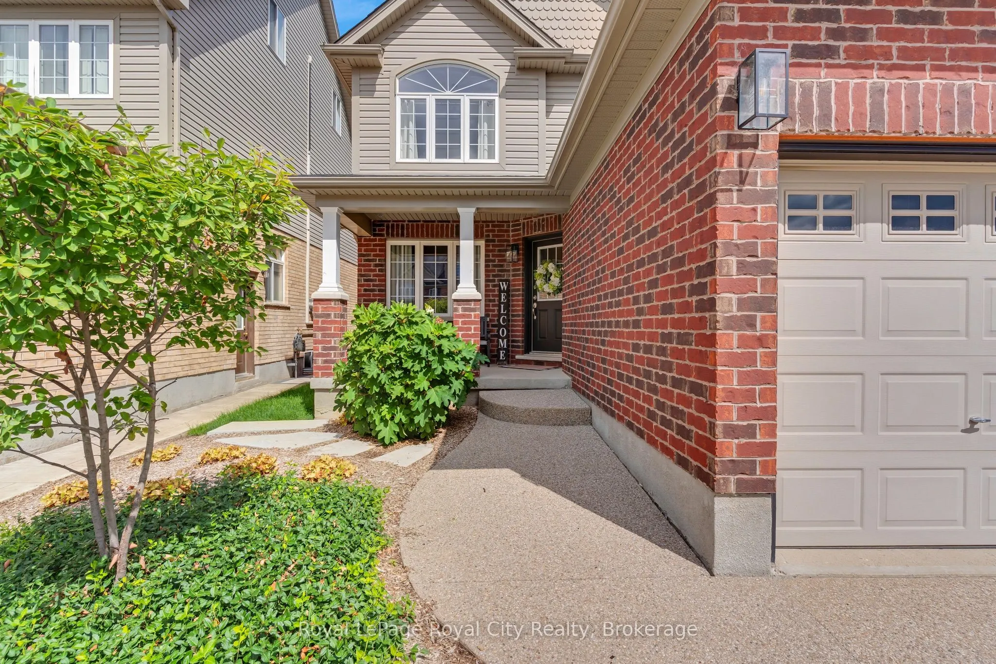 96 Timber Creek Crescent