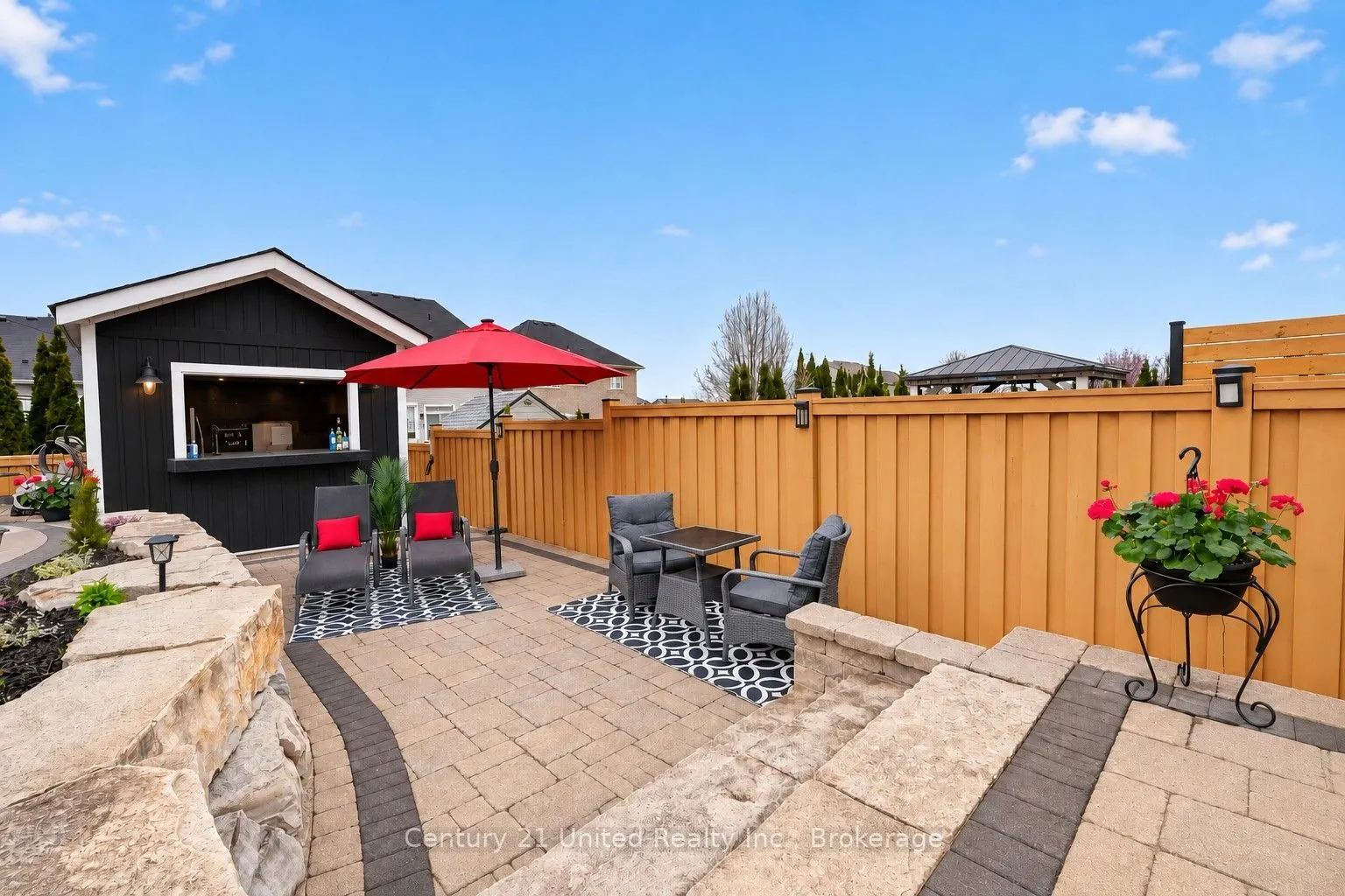 696 FISHER Street