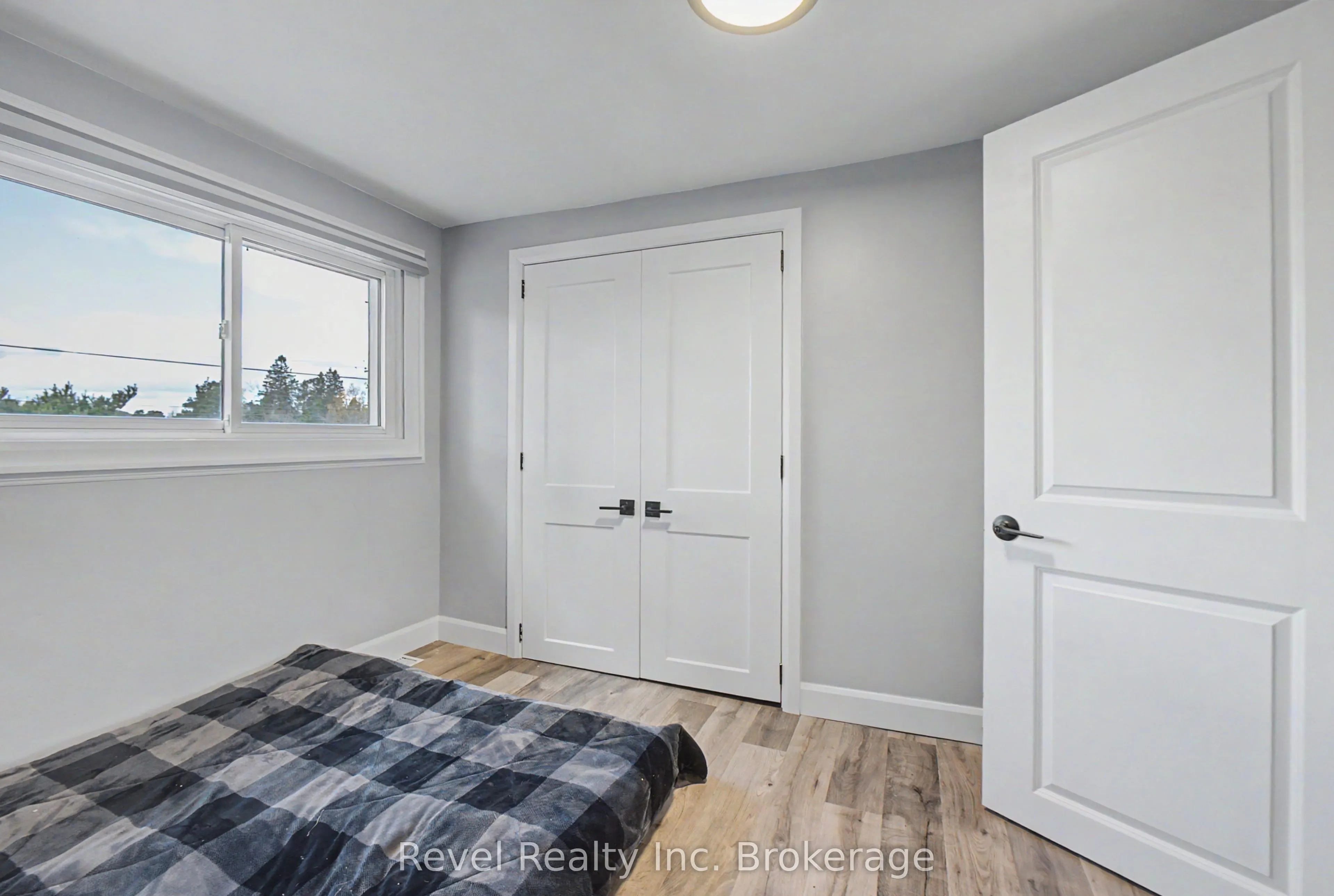 94 Highway 522 B