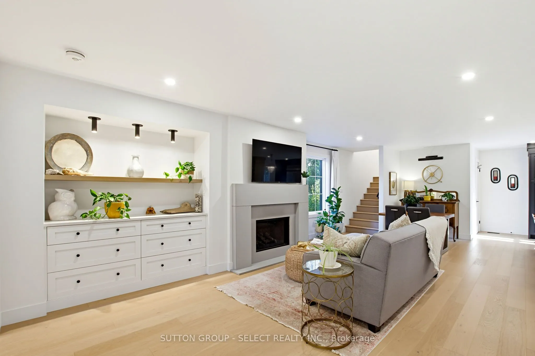 12 Clenray Place