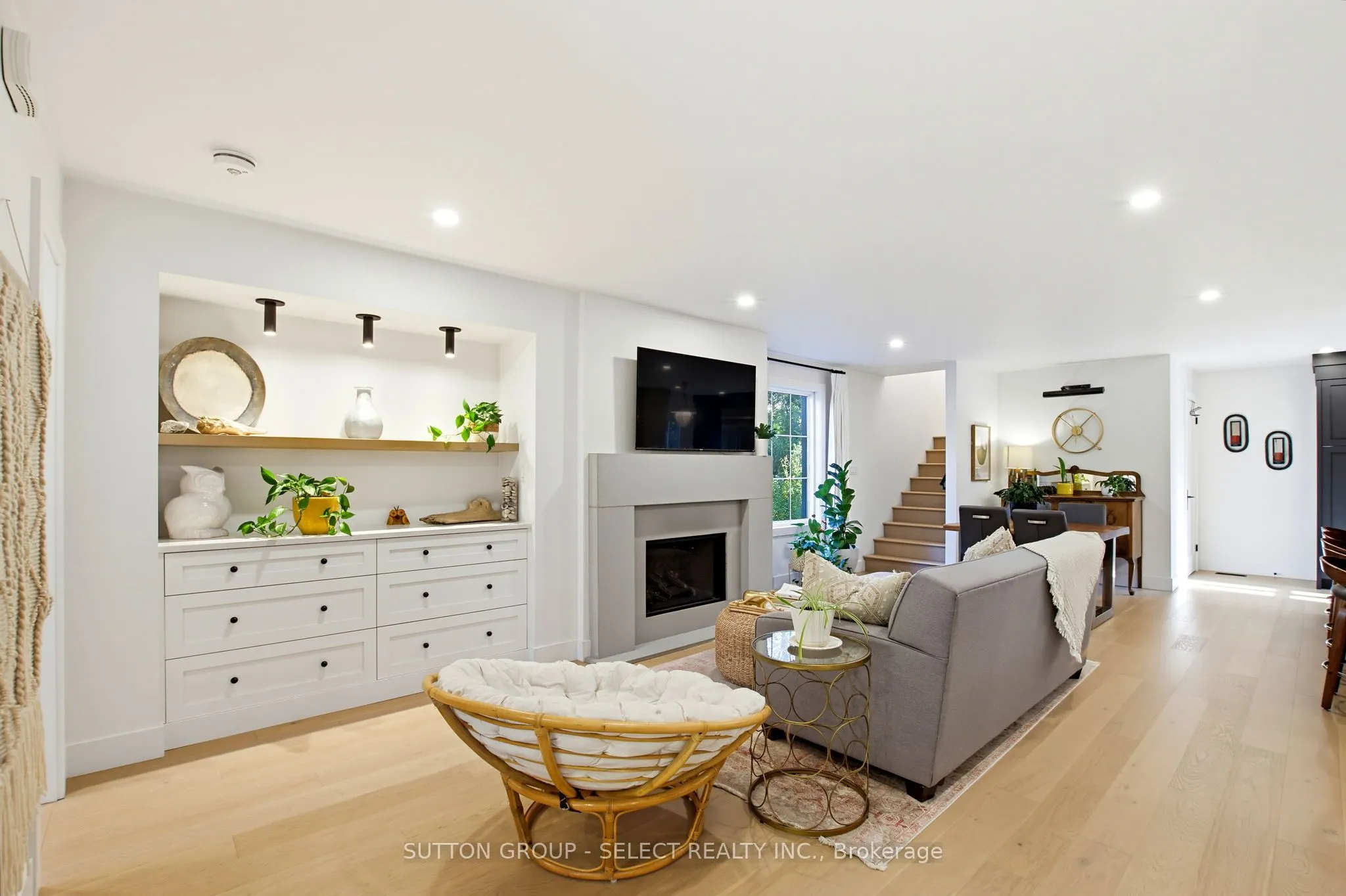 12 Clenray Place