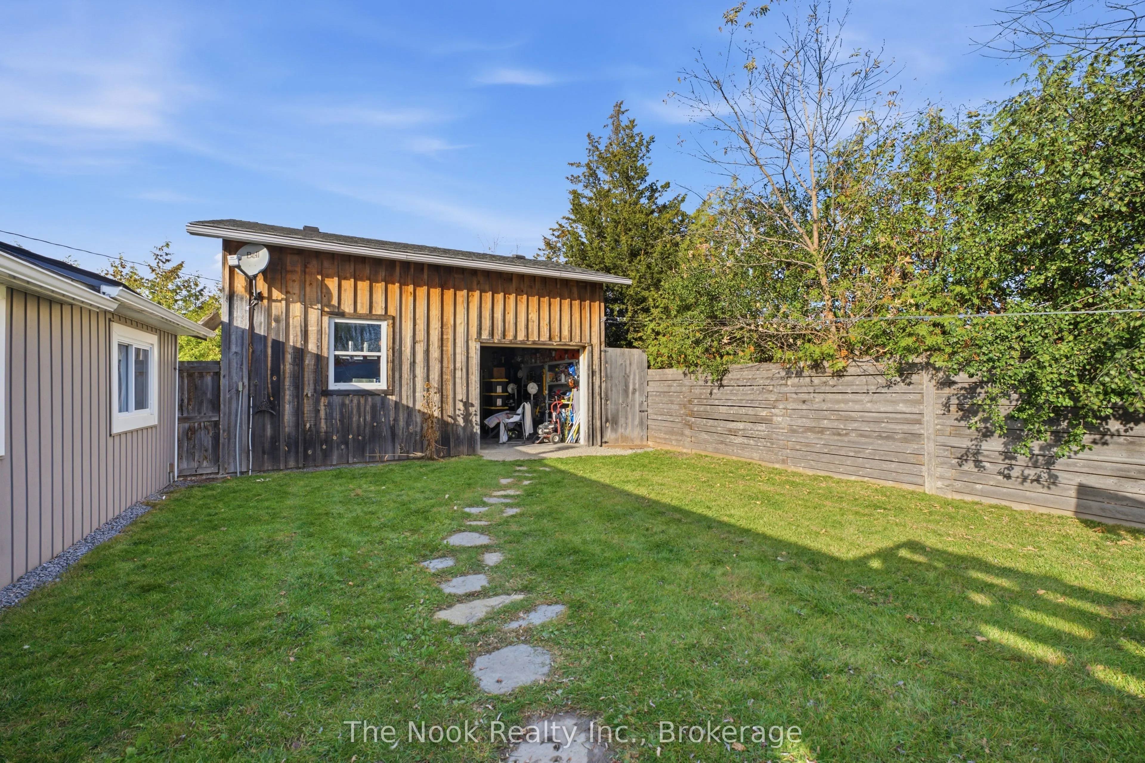 128 Homewood Avenue