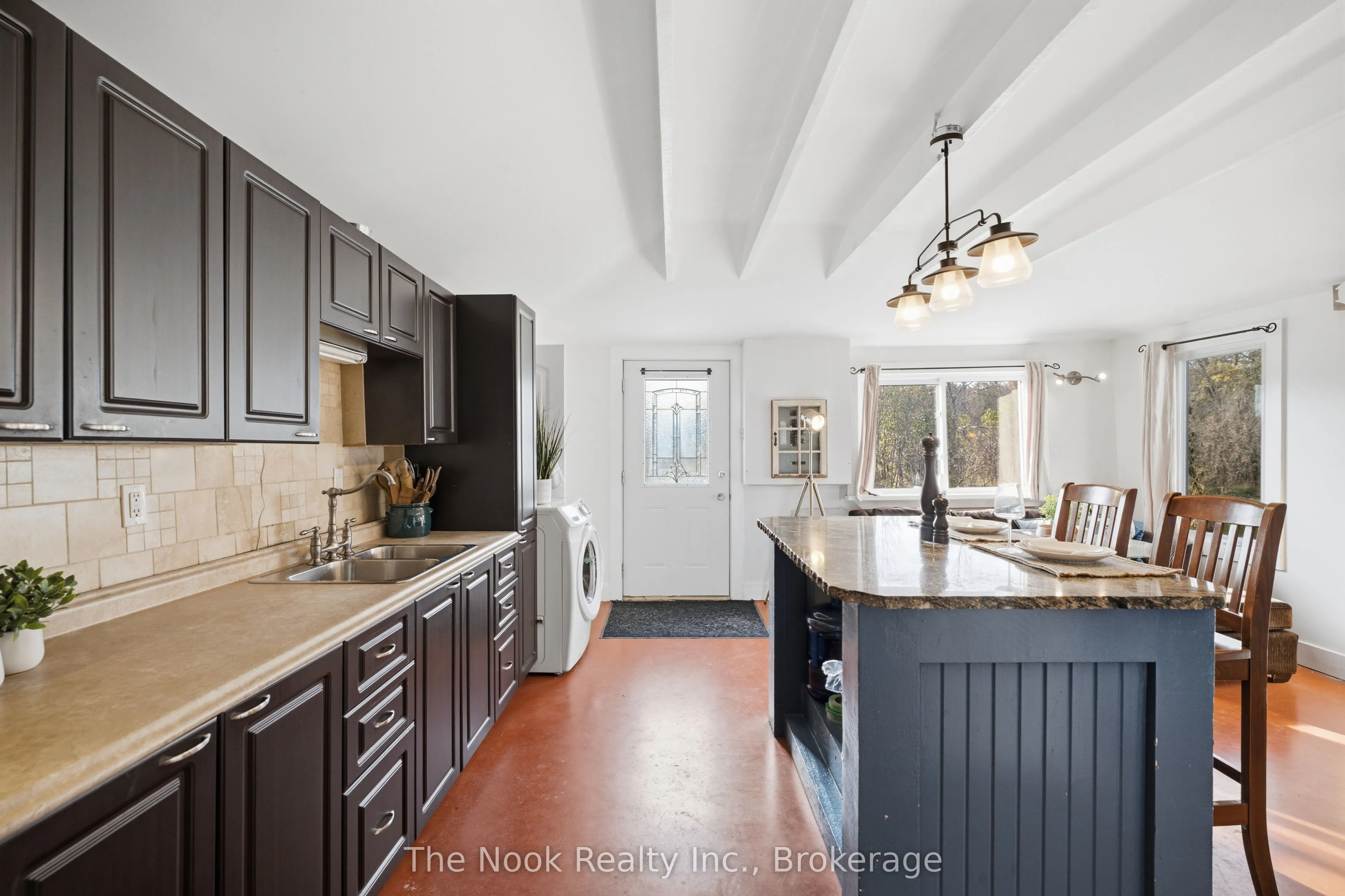 128 Homewood Avenue