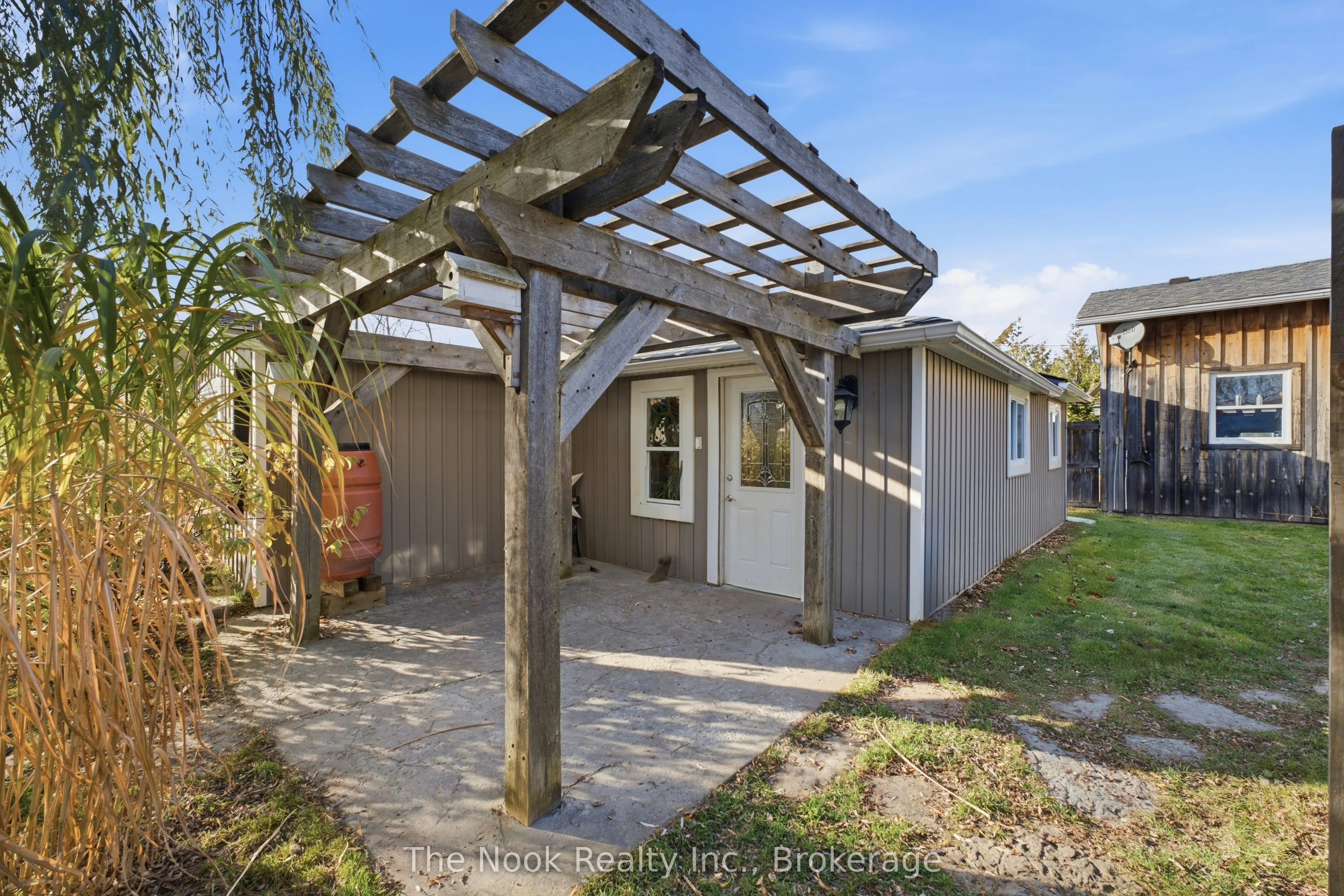 128 Homewood Avenue