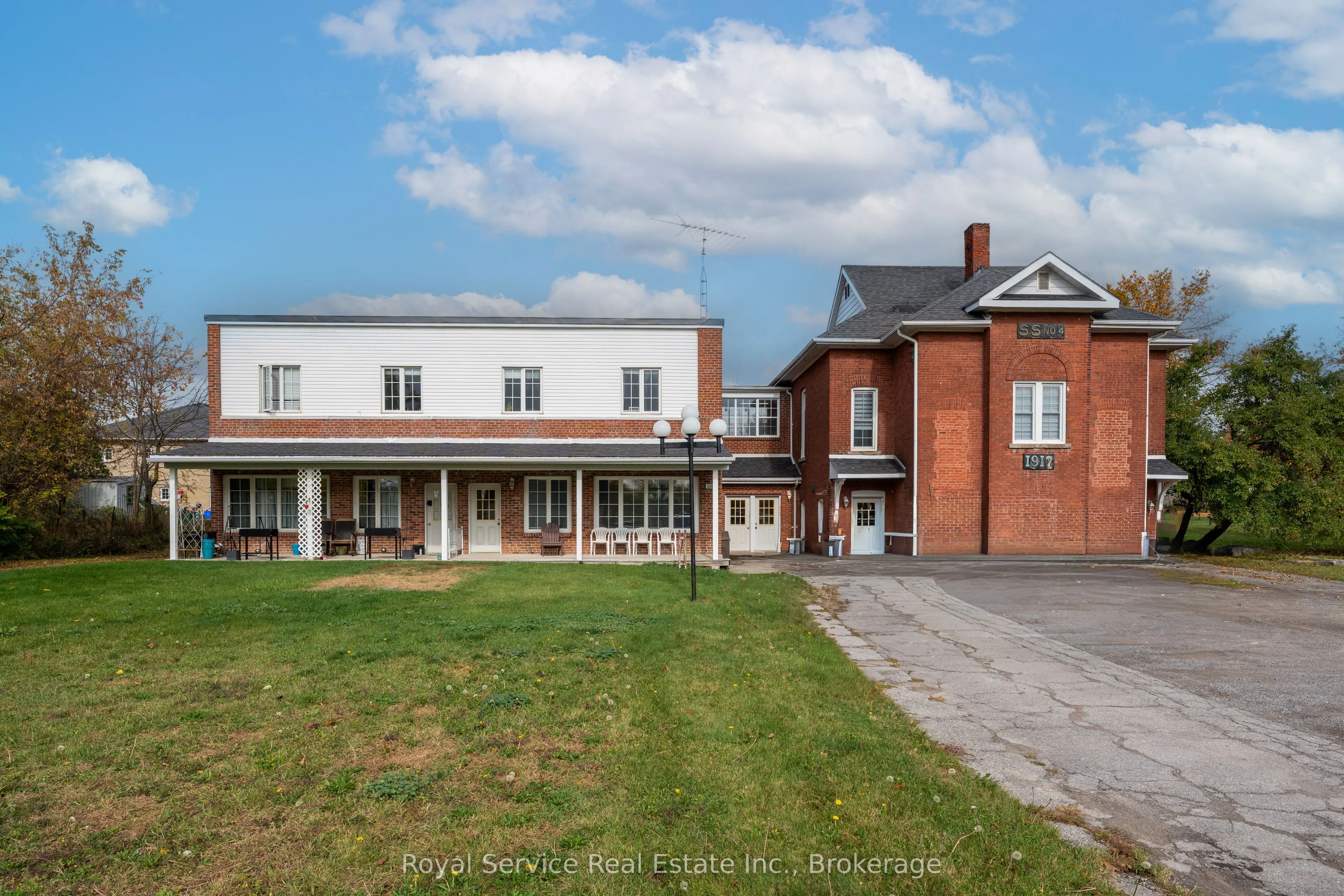 3246 County Road 2 Road