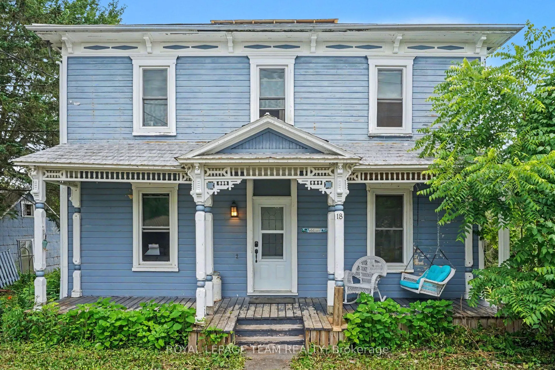 18 Moffat Street