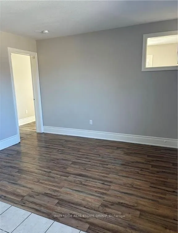81 Dundas Street #4