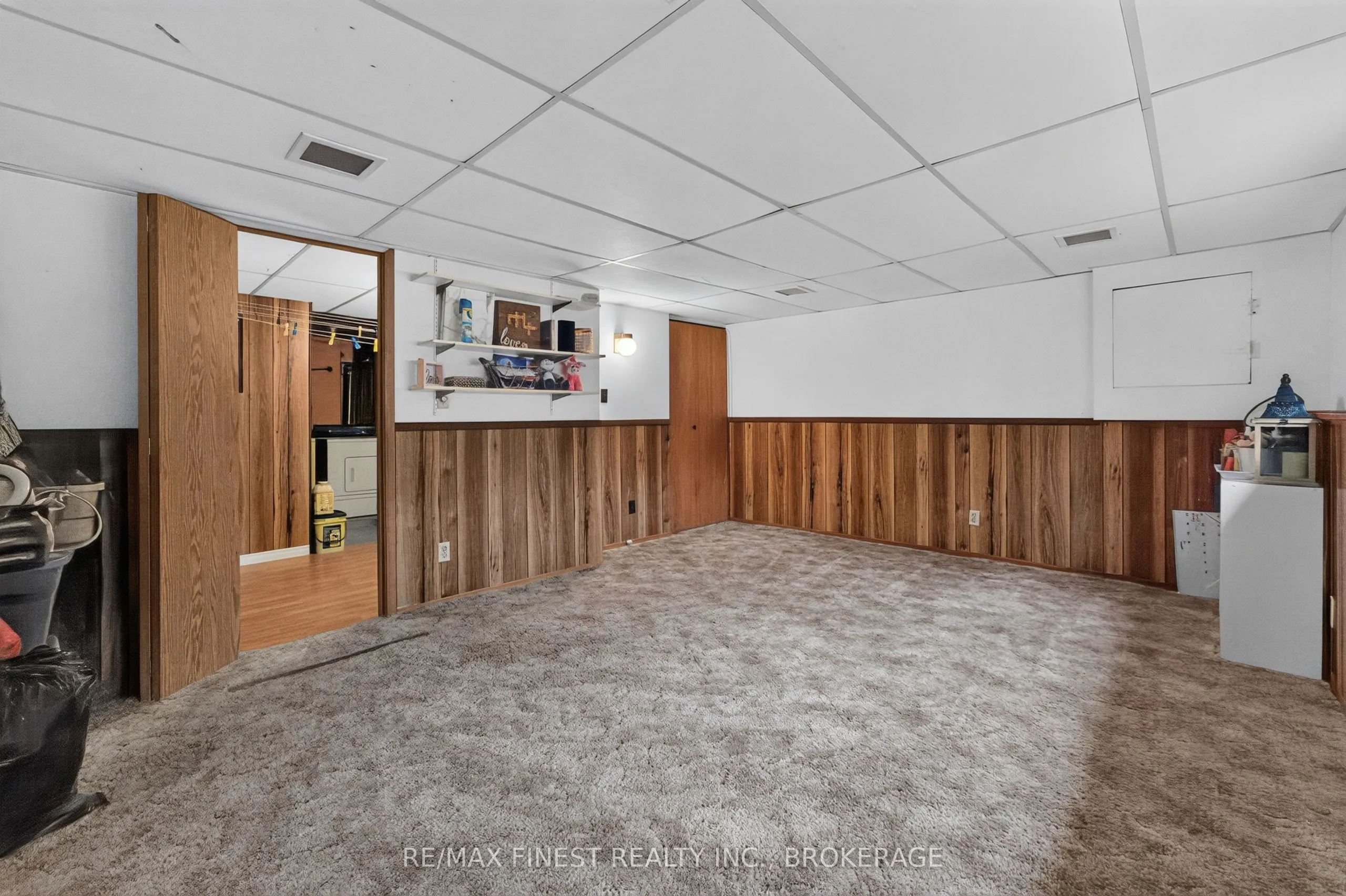 525 Whites Road