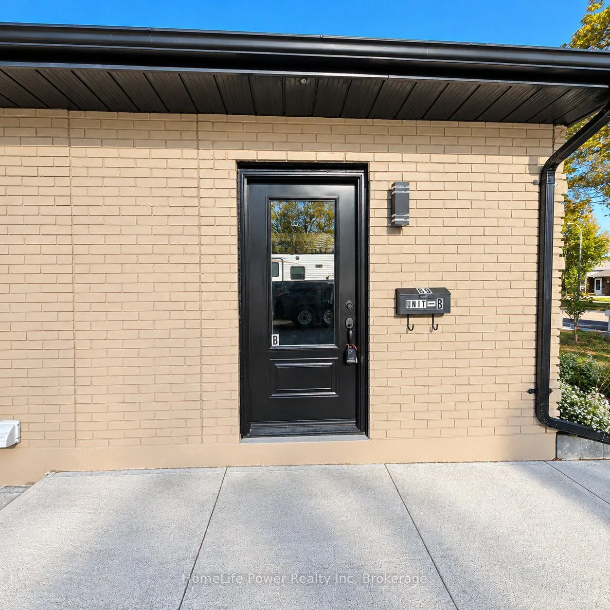 Lower 69 Crescent