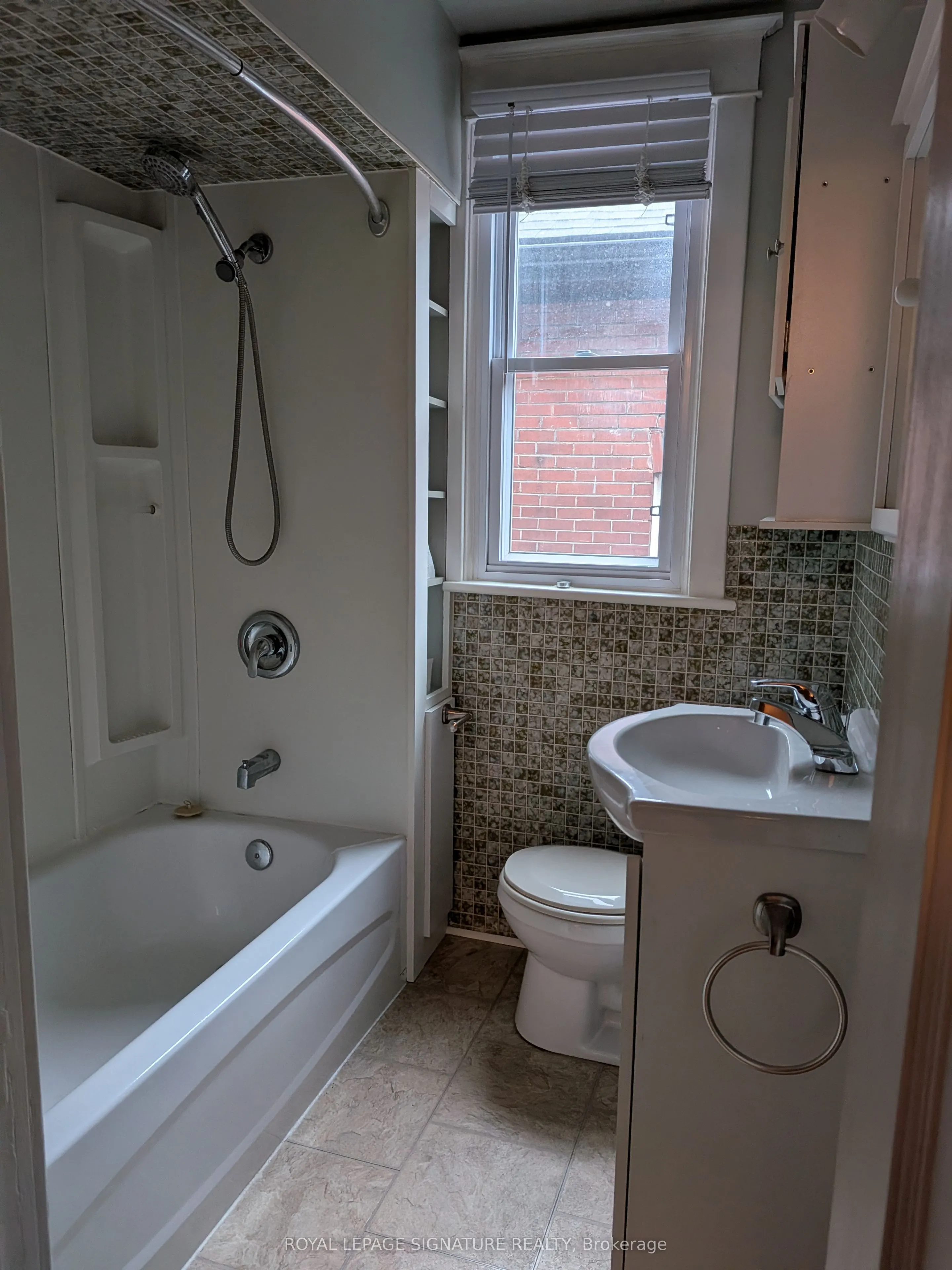 156 Park Row S #2